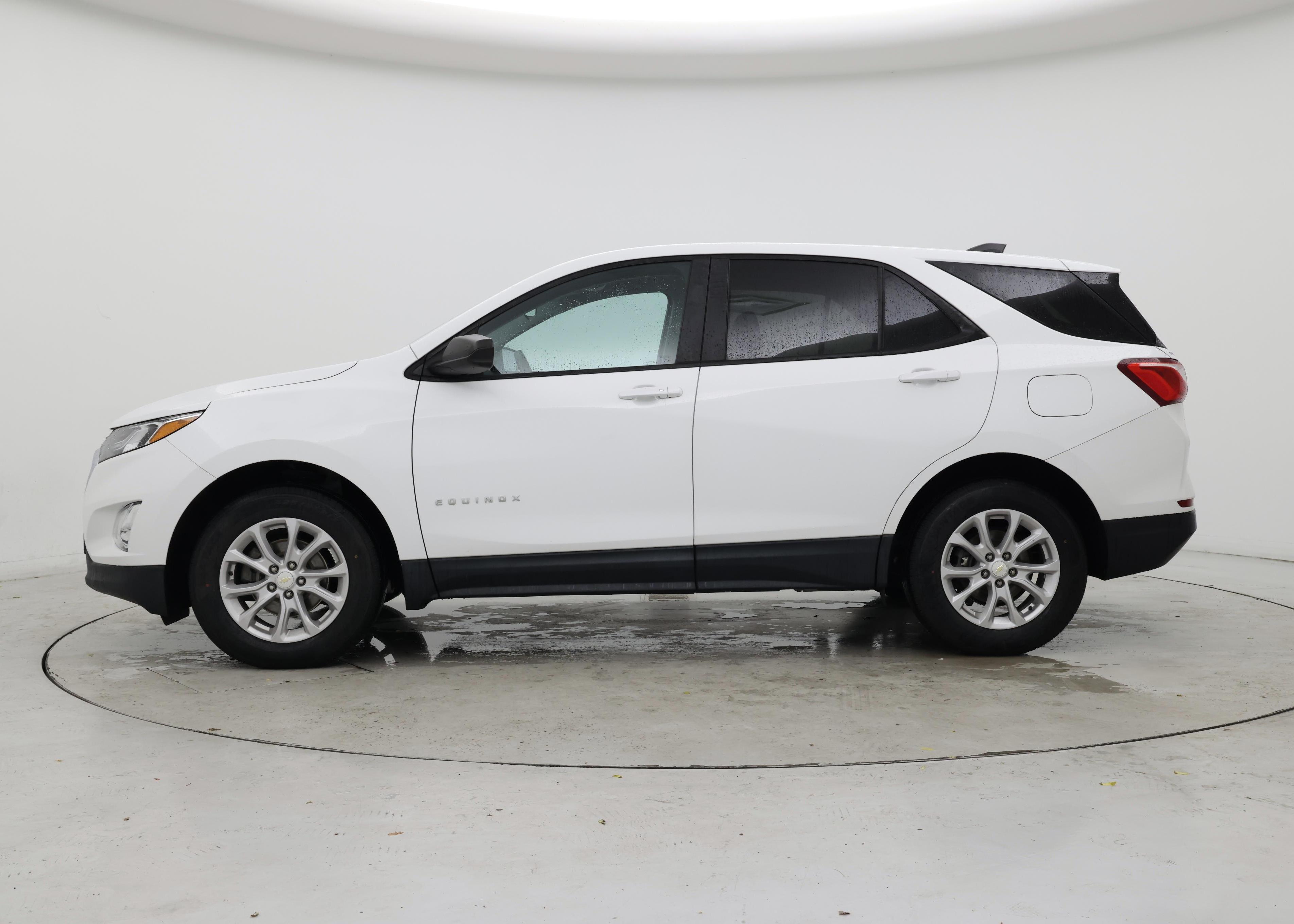 Thumbnail: 2021 Chevrolet Equinox - 3