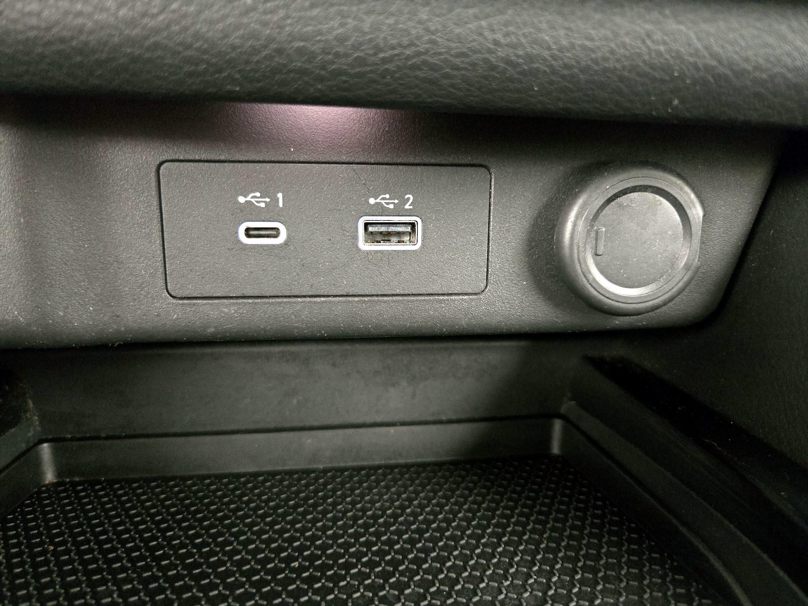 2022 Nissan Rogue SV - Photo 19