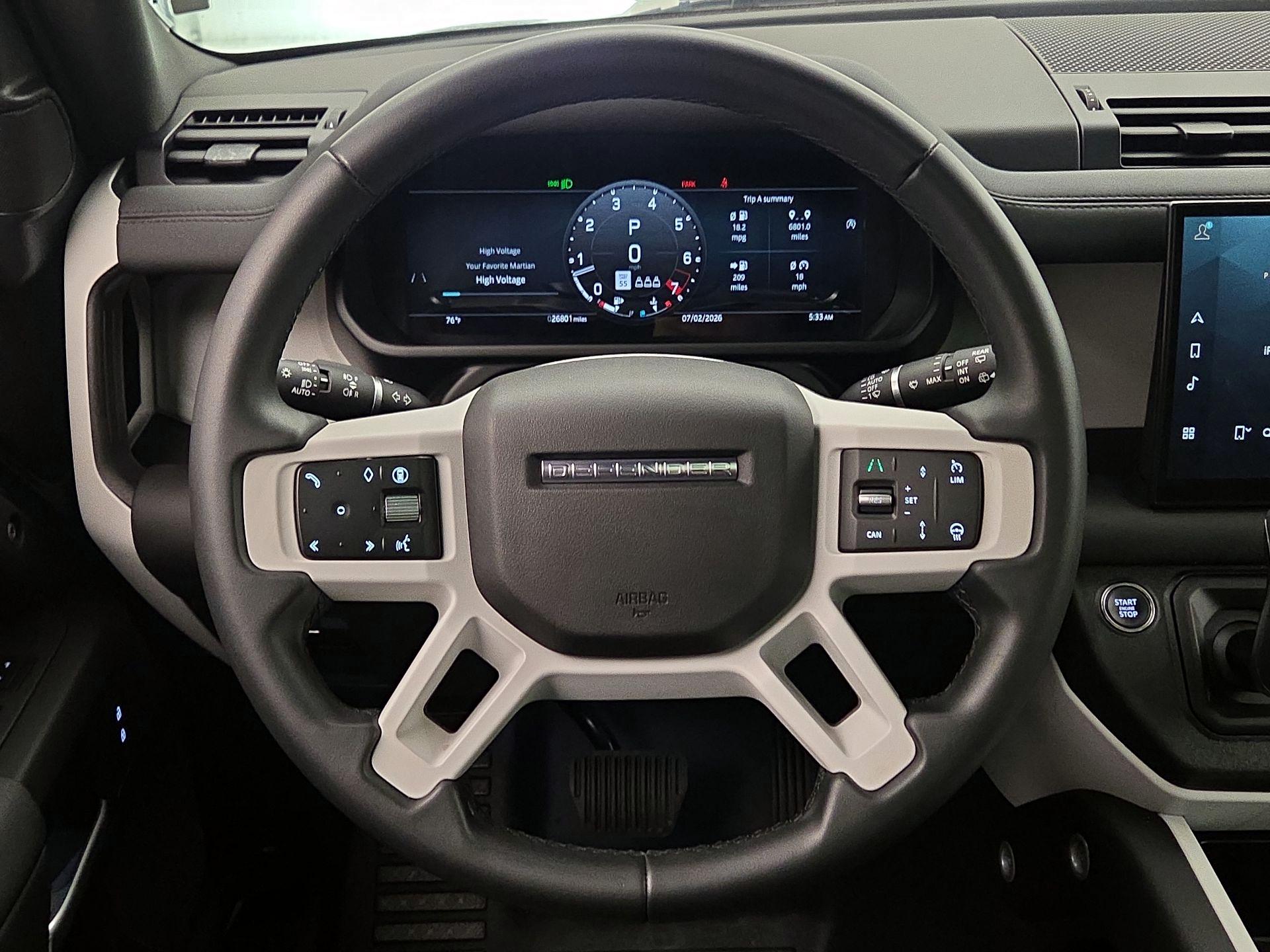 Thumbnail: 2025 Land Rover Defender - 10