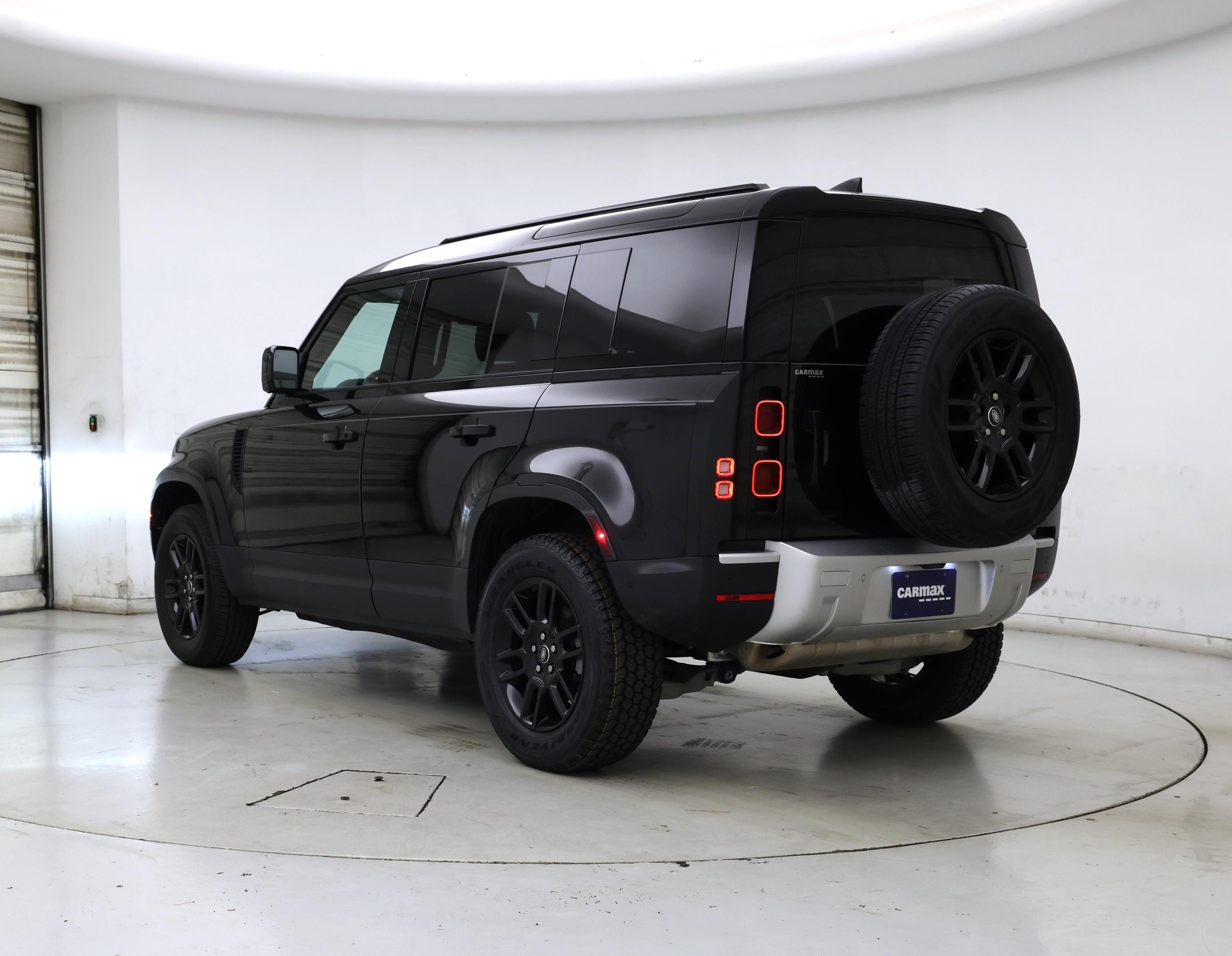Thumbnail: 2025 Land Rover Defender - 2