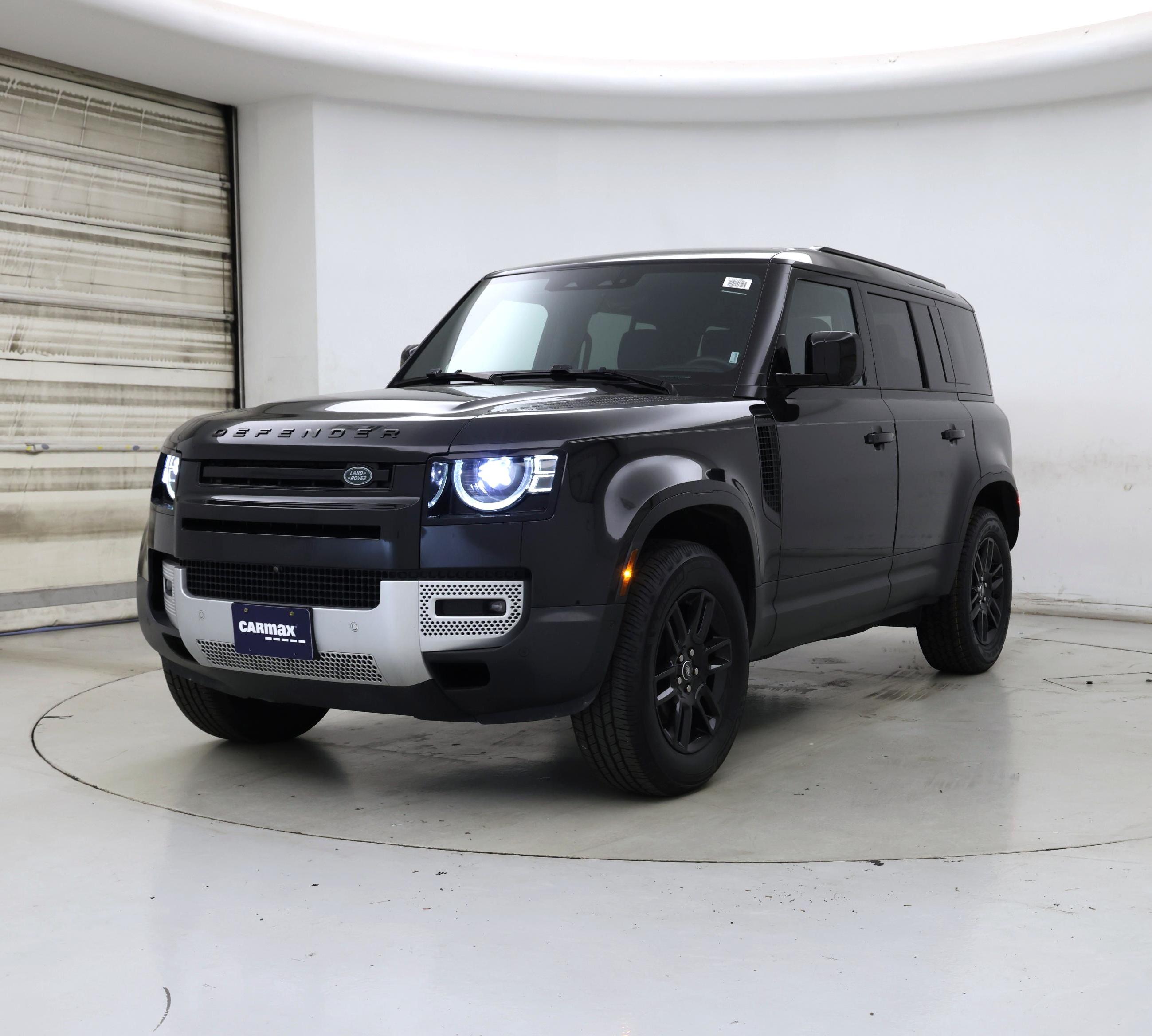 Thumbnail: 2025 Land Rover Defender - 4