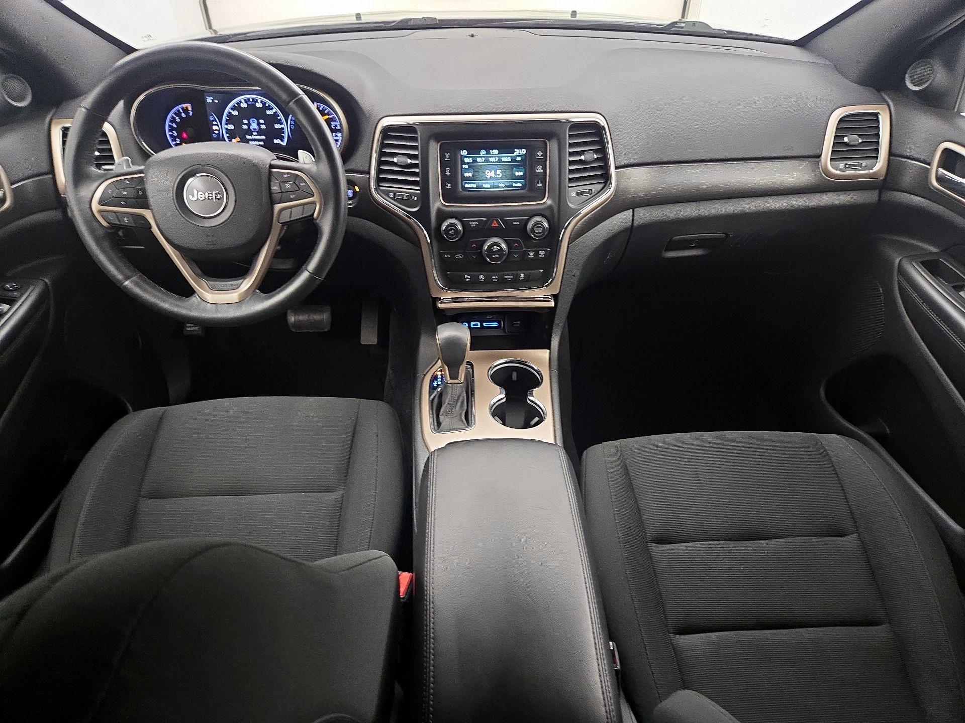 Thumbnail: 2017 Jeep Grand Cherokee - 9