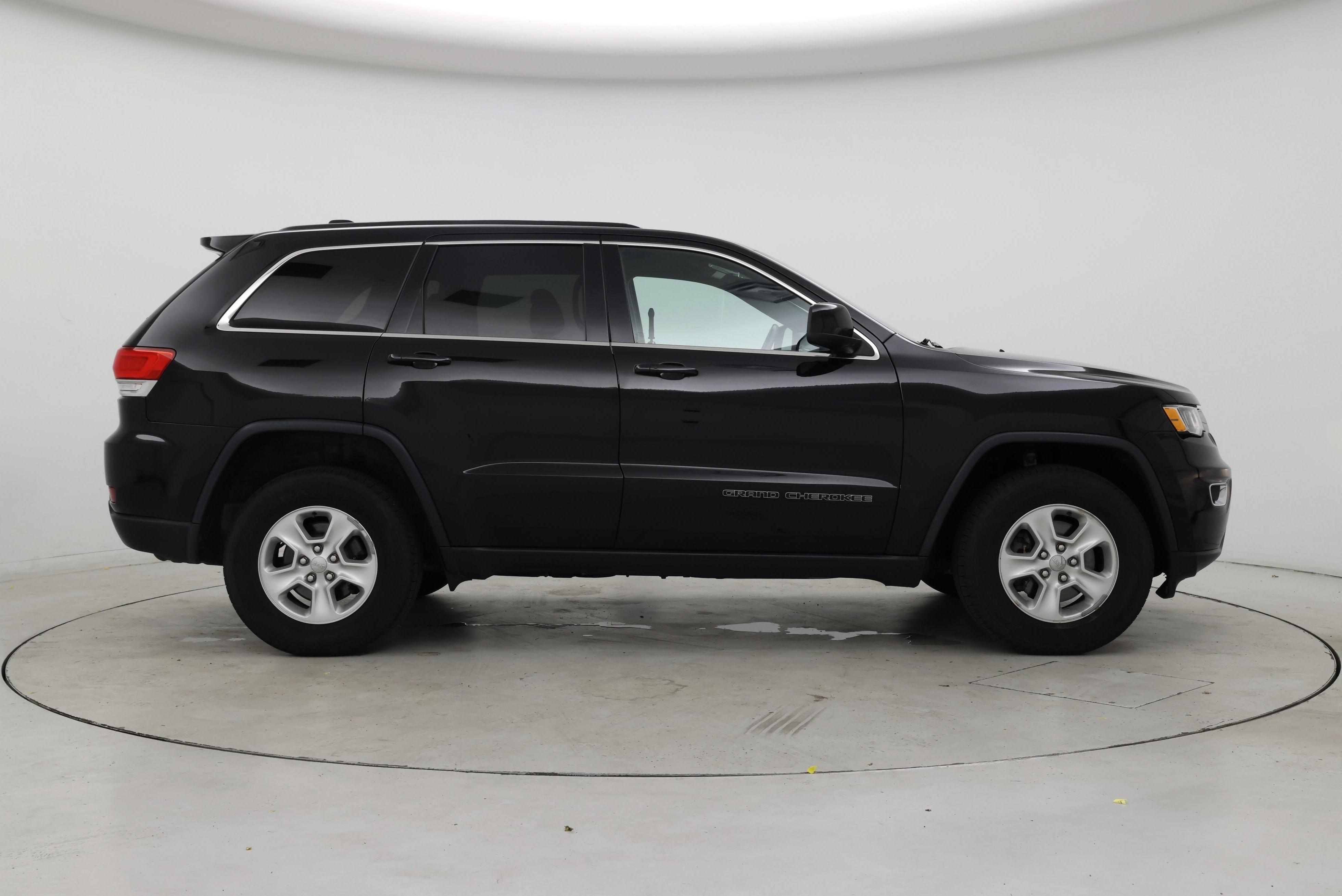 Thumbnail: 2017 Jeep Grand Cherokee - 7
