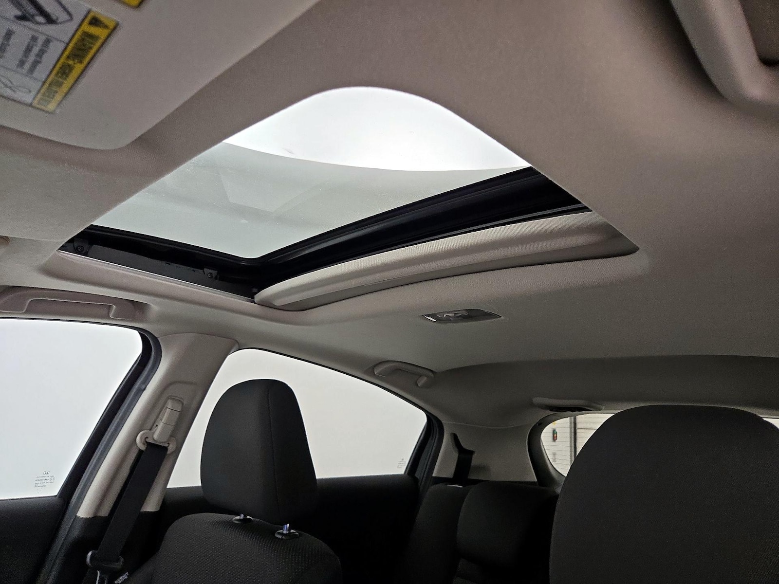 Sunroof(s) & Overhead Airbags