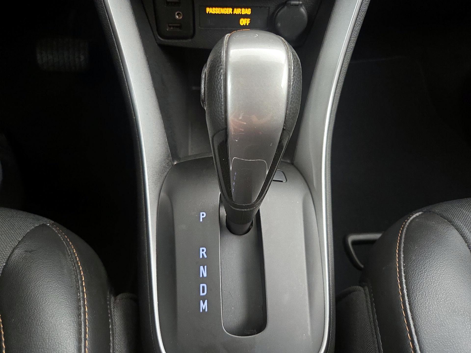 Thumbnail: 2020 Chevrolet Trax - 17