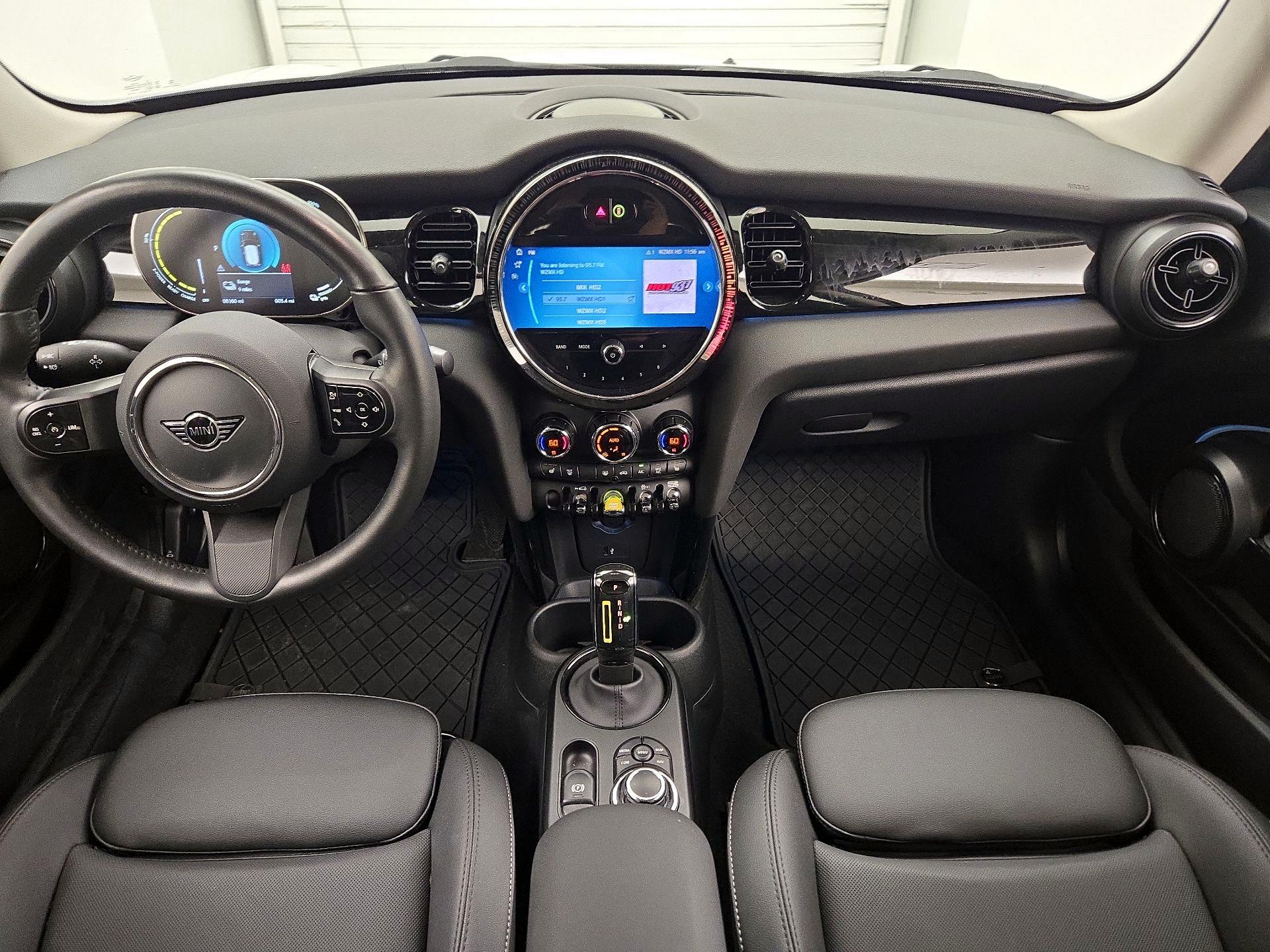Thumbnail: 2024 MINI Cooper Hardtop - 9