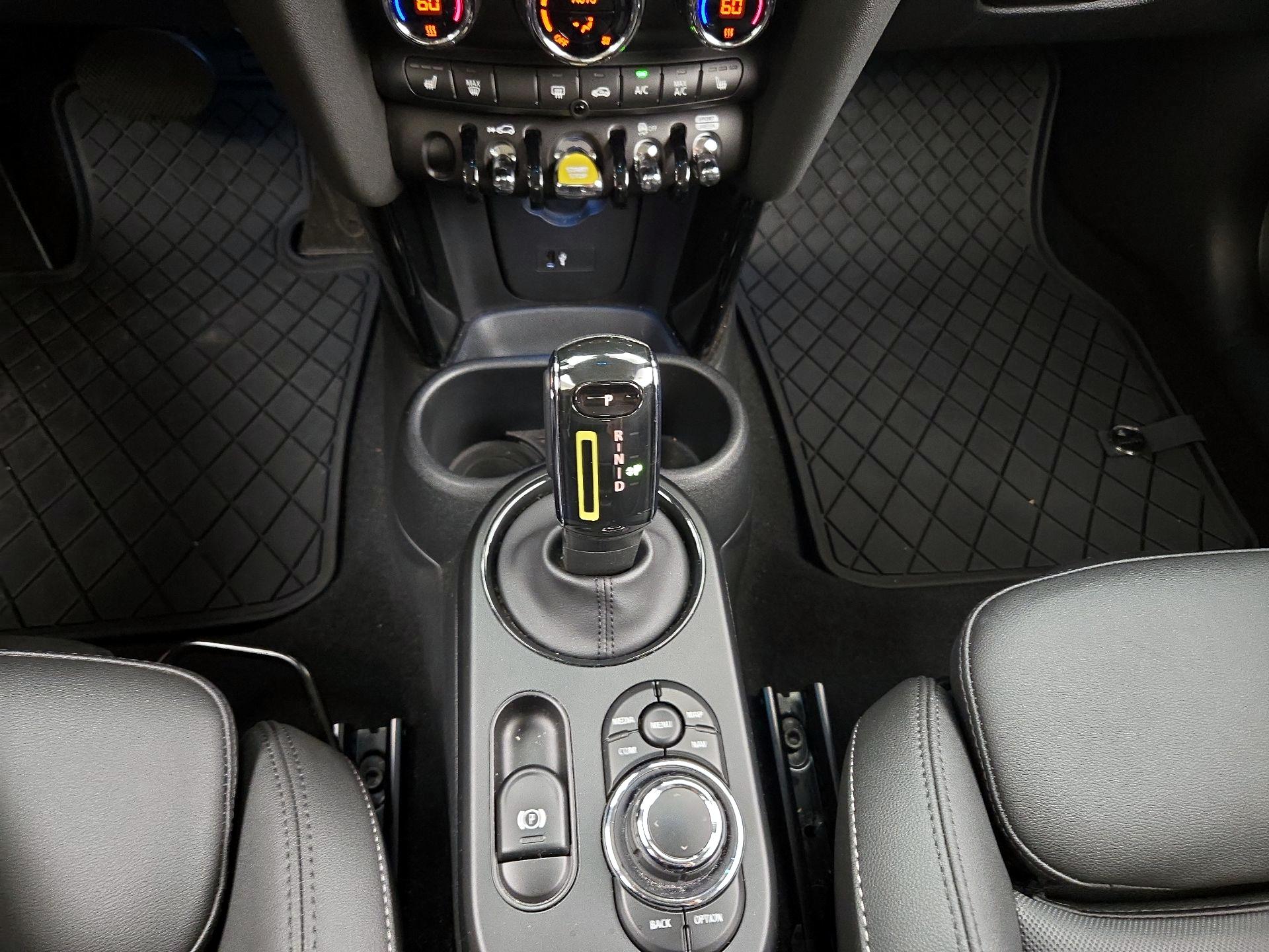 Thumbnail: 2024 MINI Cooper Hardtop - 16