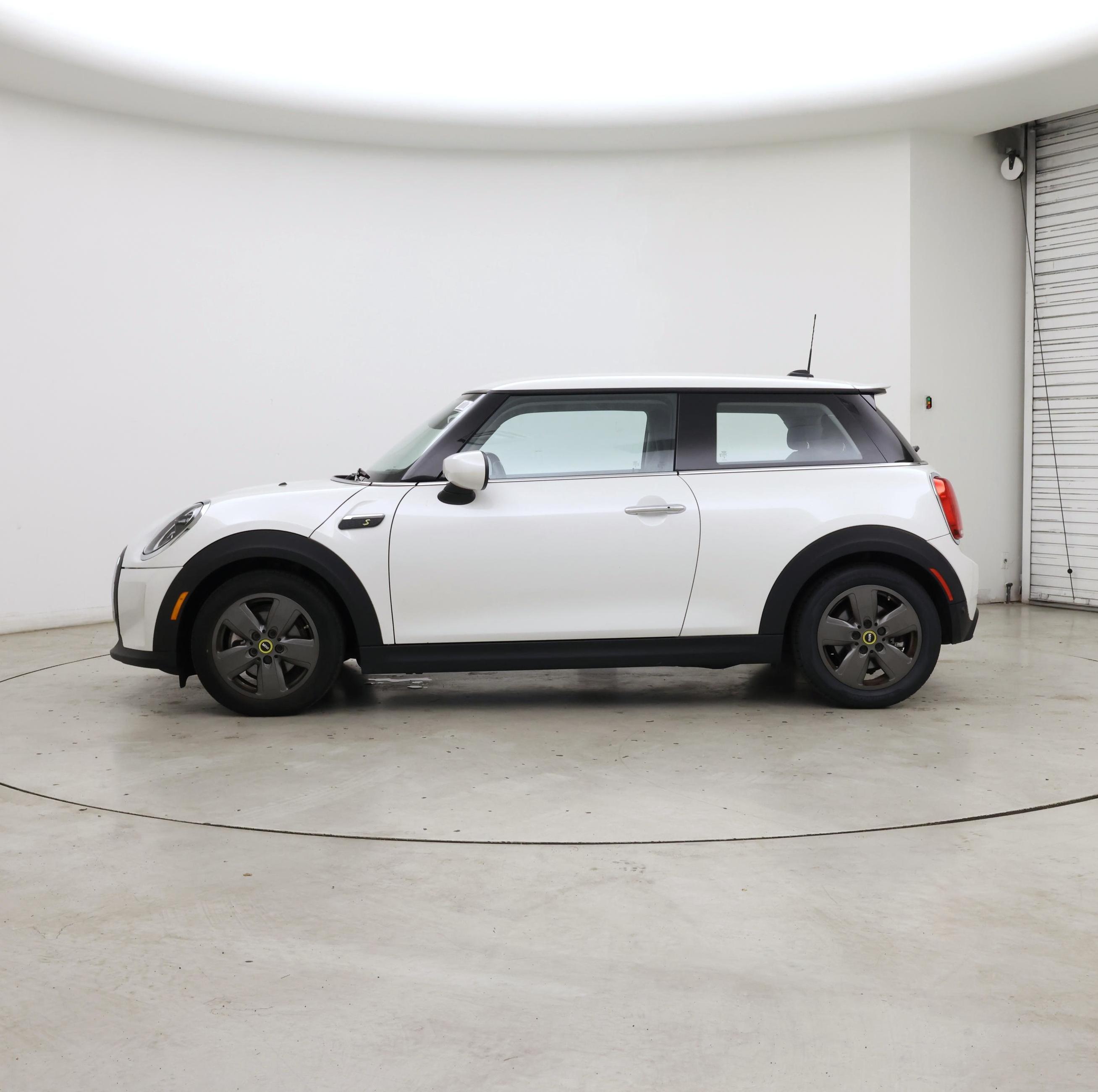 Thumbnail: 2024 MINI Cooper Hardtop - 3