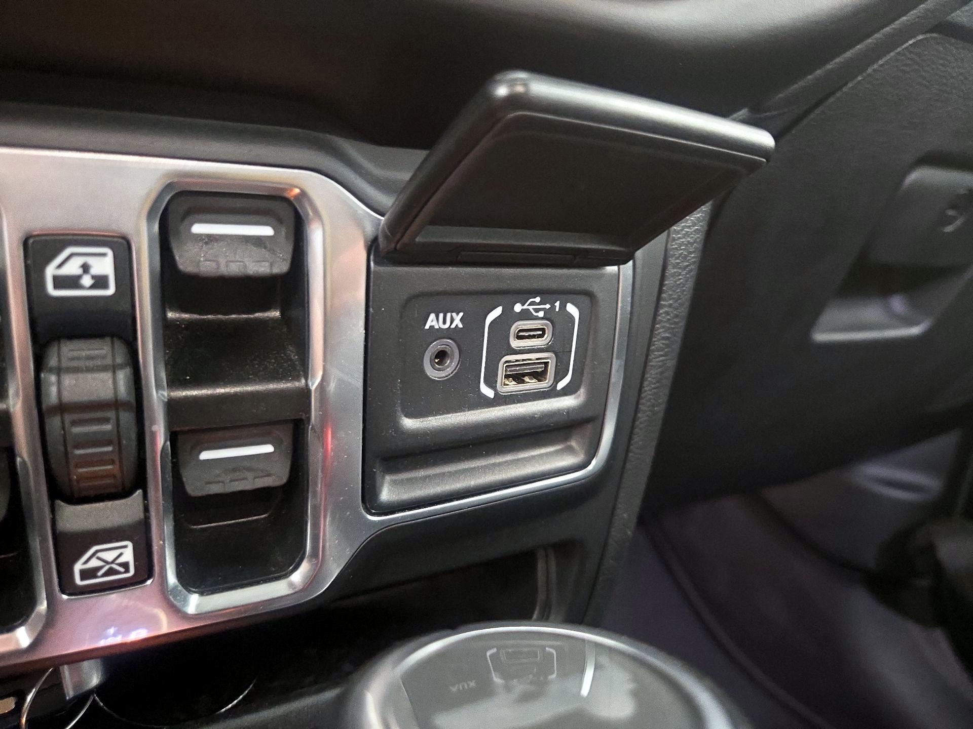 Thumbnail: 2023 Jeep Wrangler - 19