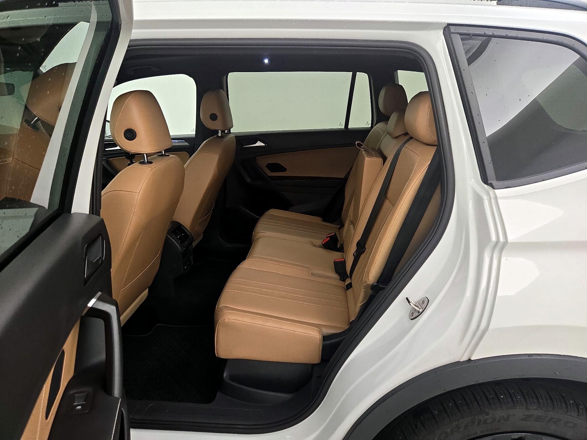 Thumbnail: 2024 Volkswagen Tiguan - 20