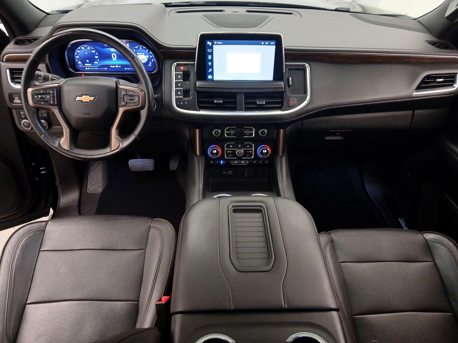 Thumbnail: 2022 Chevrolet Suburban - 9