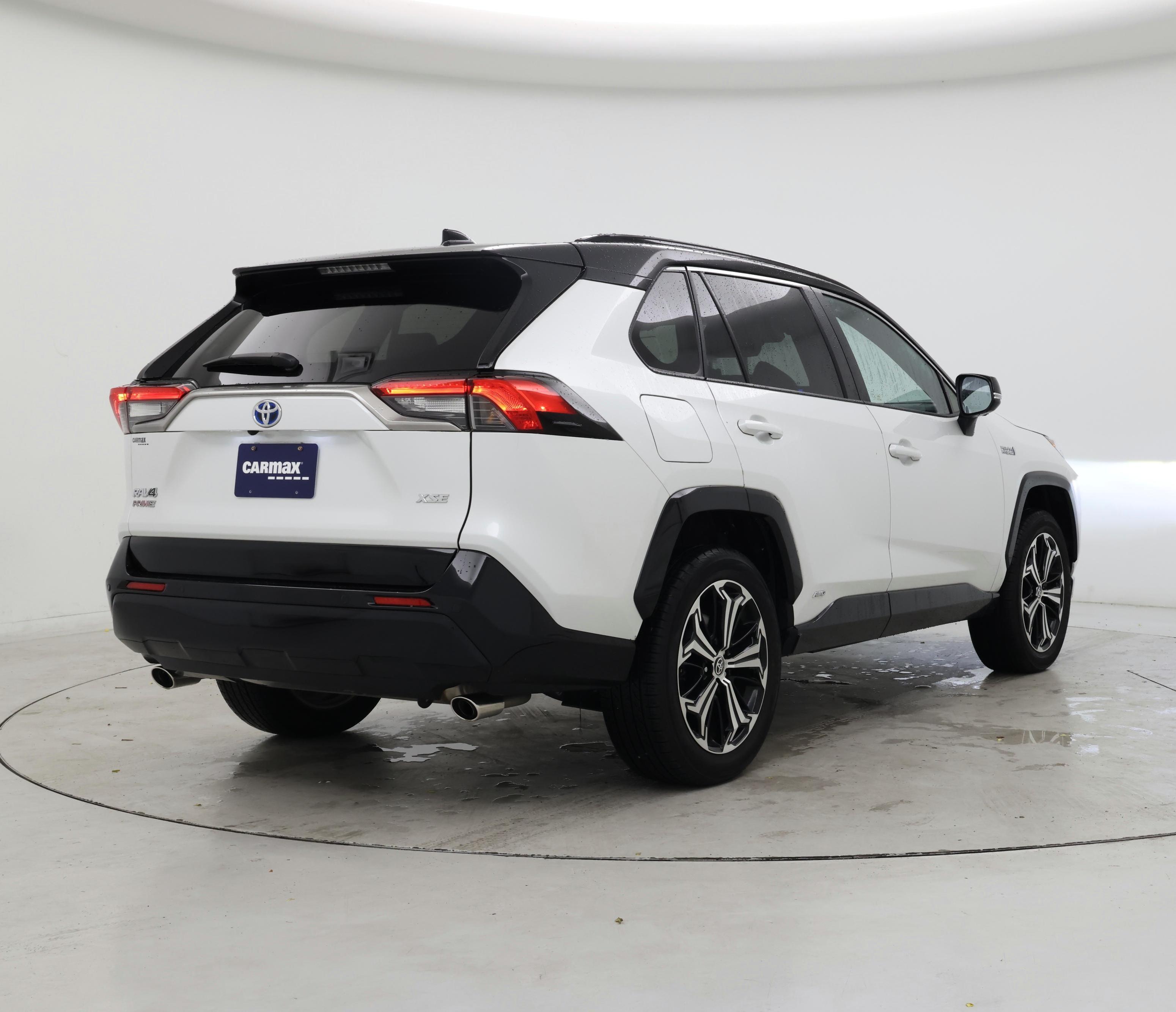 Thumbnail: 2024 Toyota RAV4 - 8