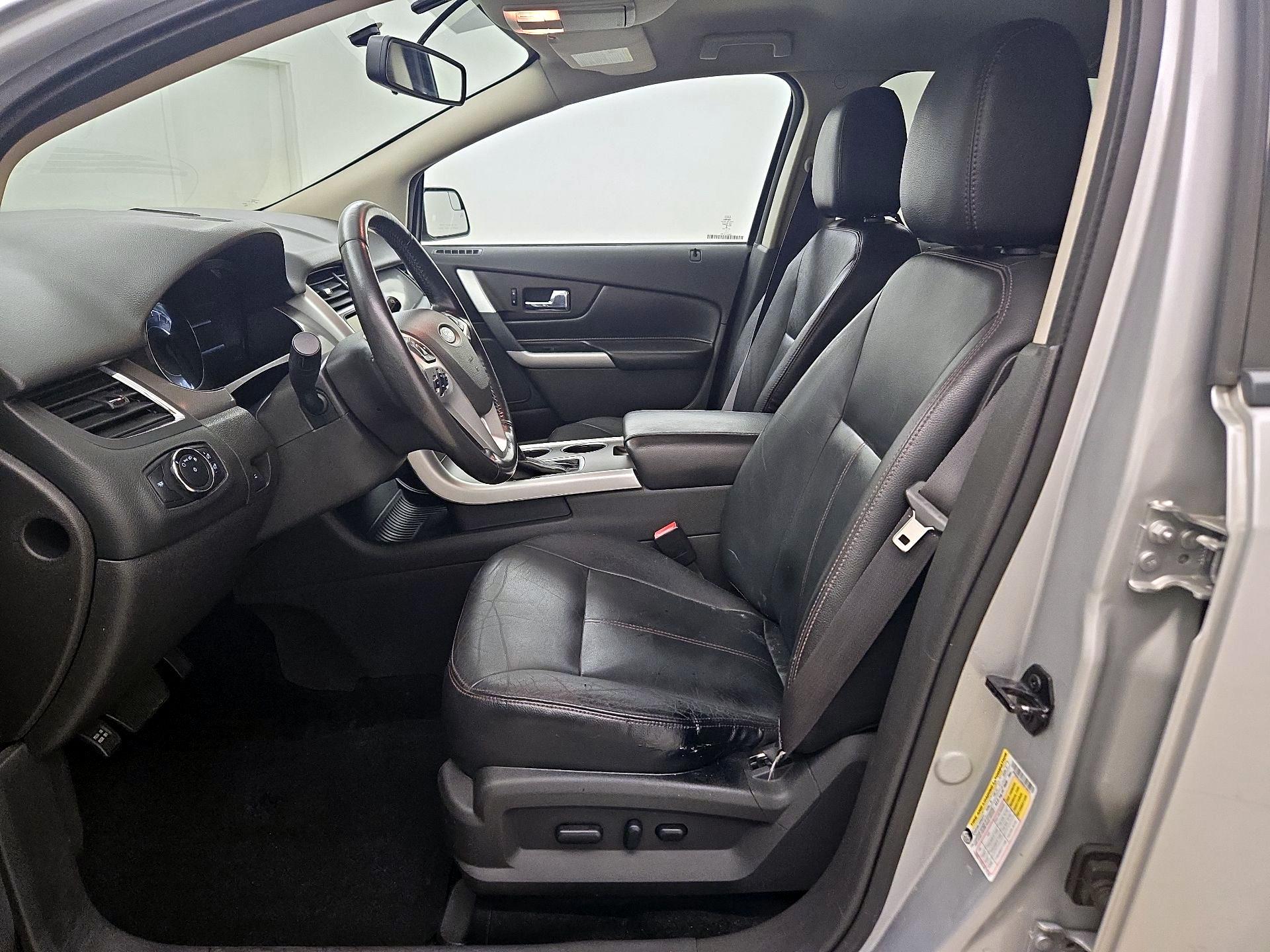 Thumbnail: 2014 Ford Edge - 11