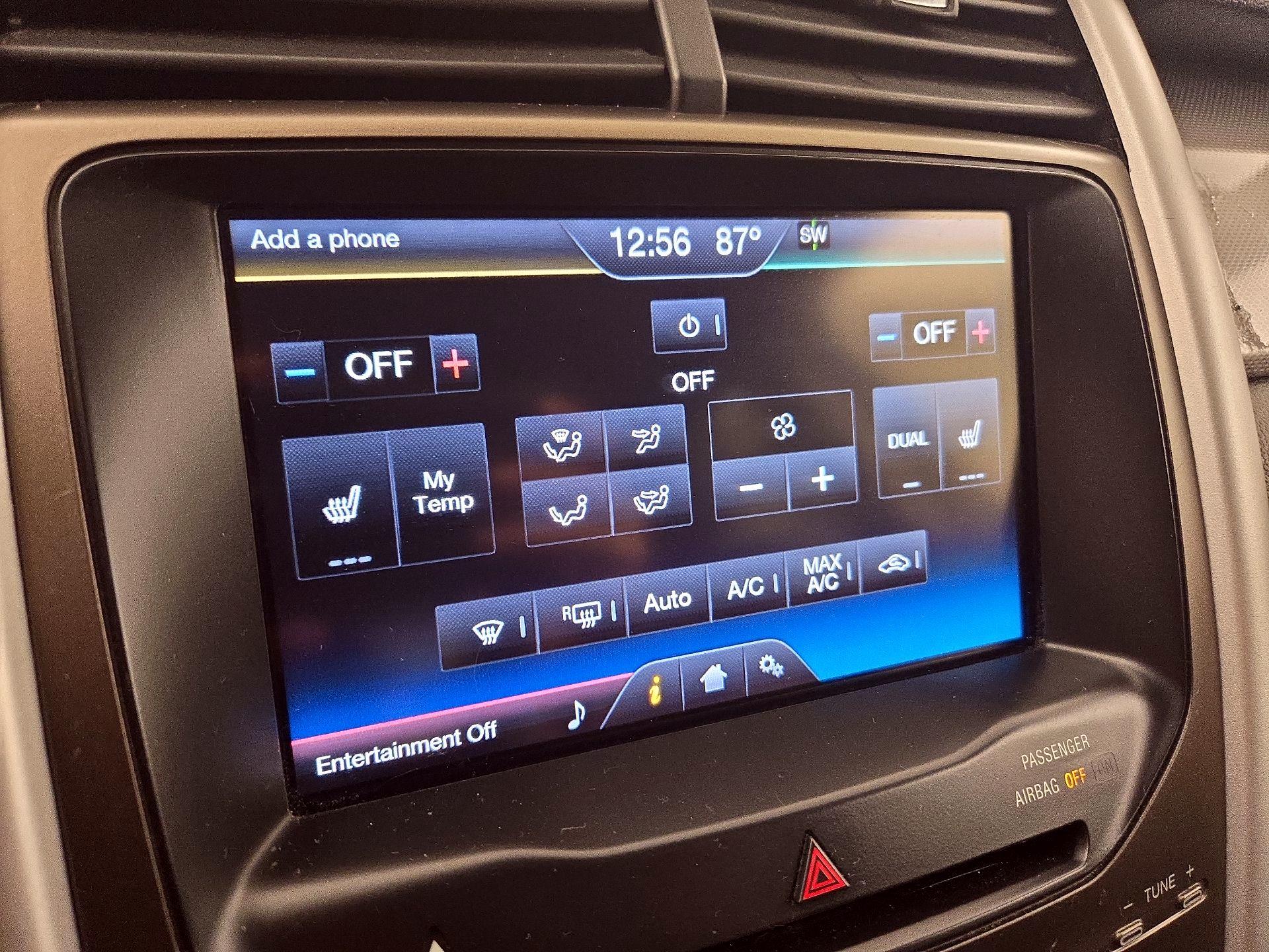 Thumbnail: 2014 Ford Edge - 15