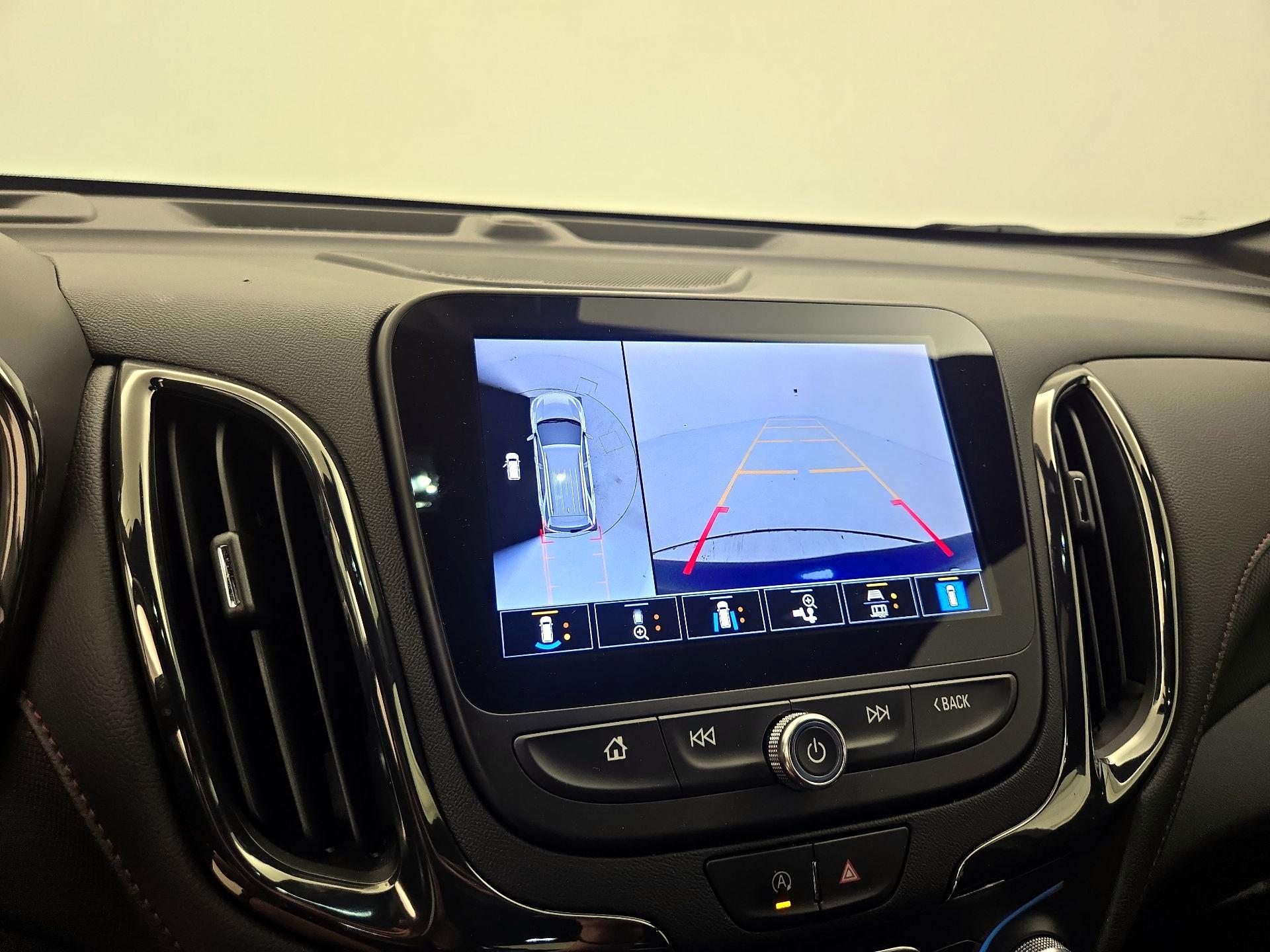 Thumbnail: 2023 Chevrolet Equinox - 15