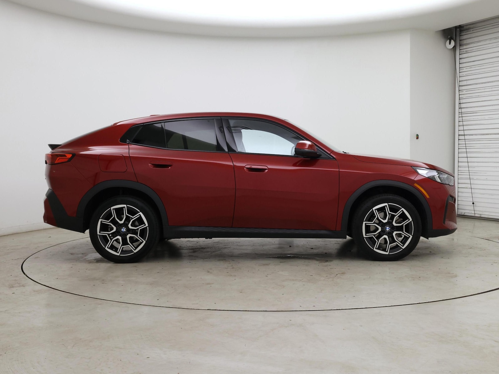 2026 BMW X2 28i - Photo 8