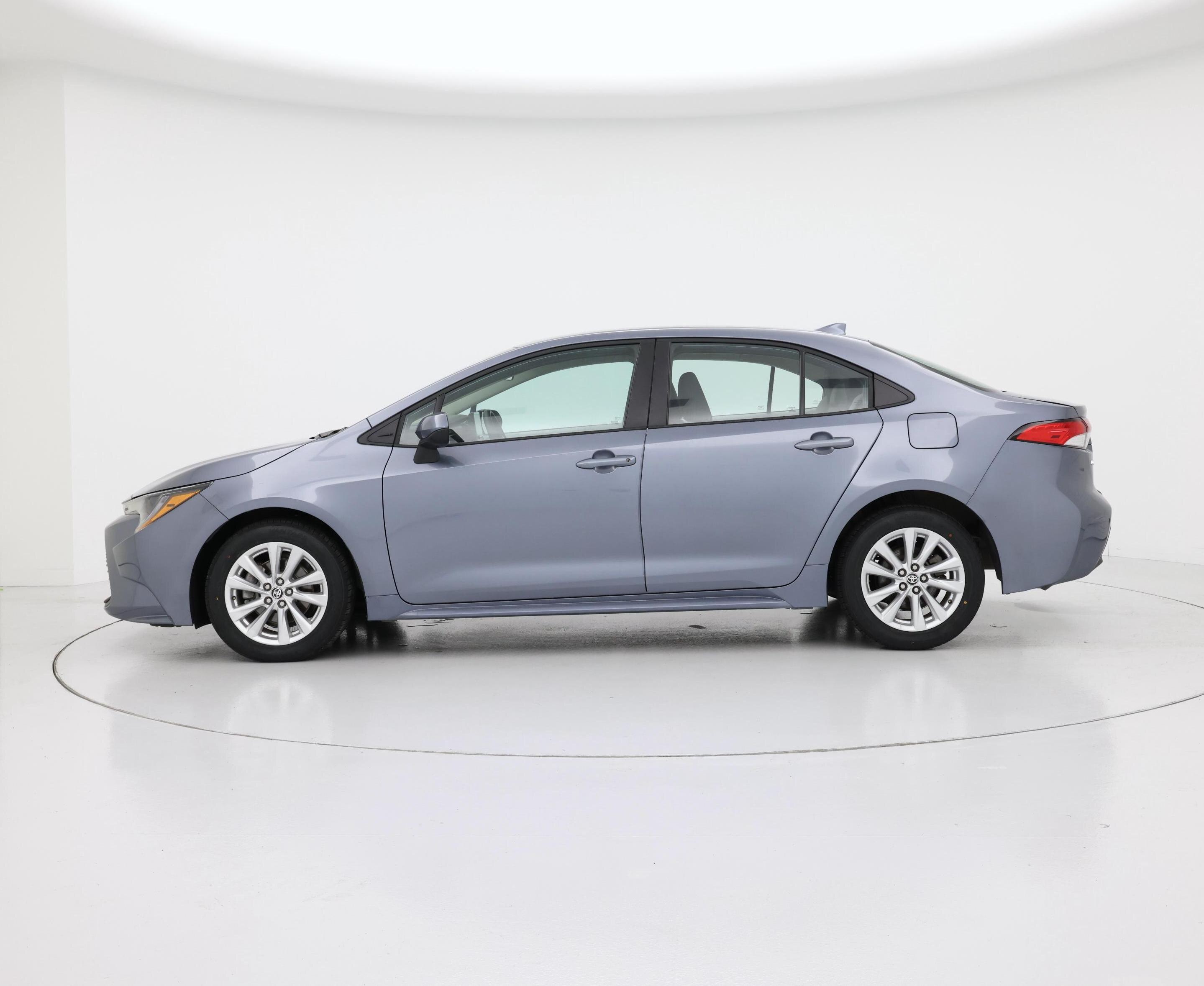 Thumbnail: 2025 Toyota Corolla - 3