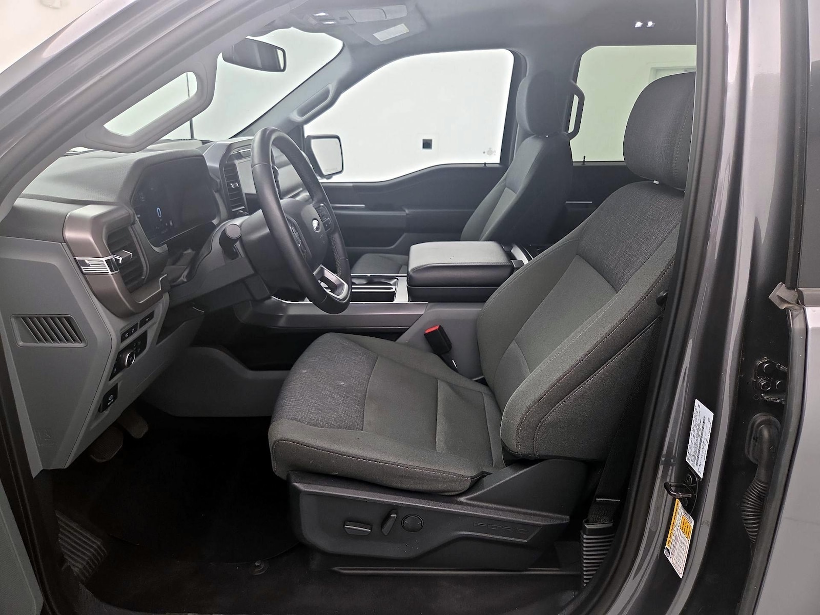 2024 Ford F-150 XLT - Photo 12