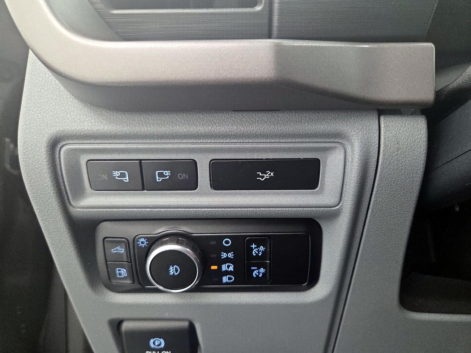 2024 Ford F-150 XLT - Photo 14