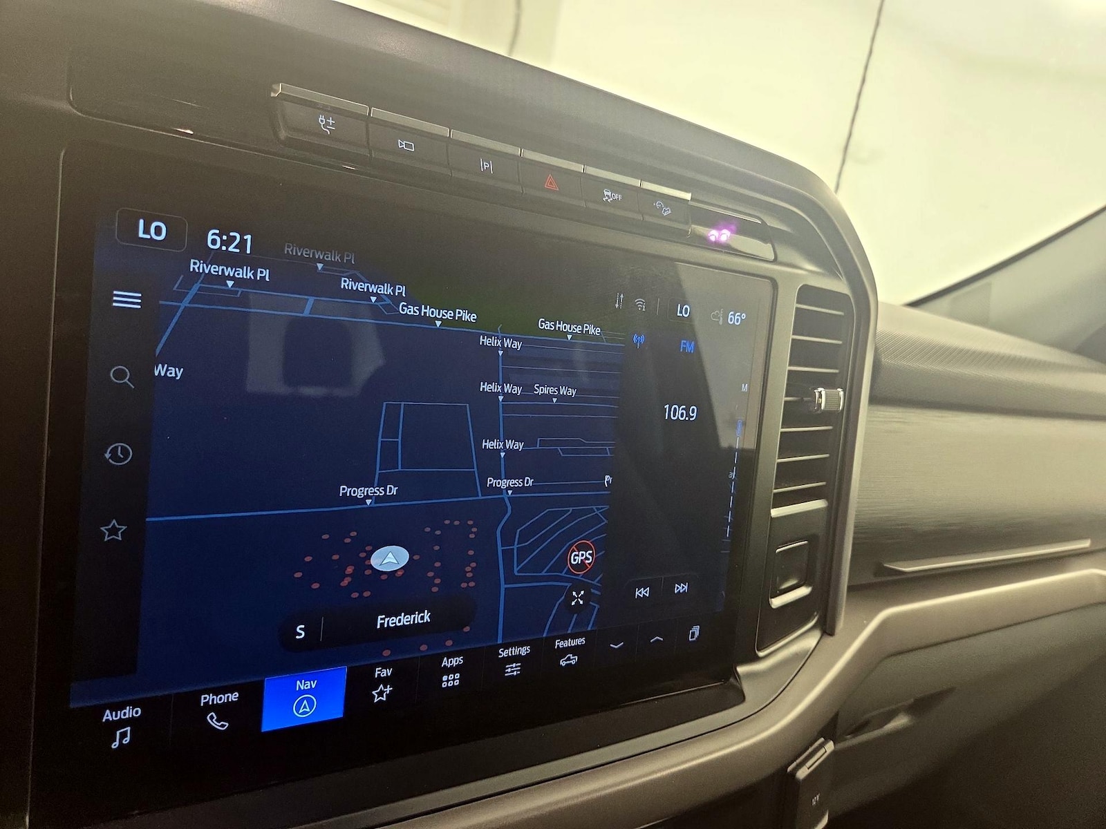 2024 Ford F-150 XLT - Photo 15