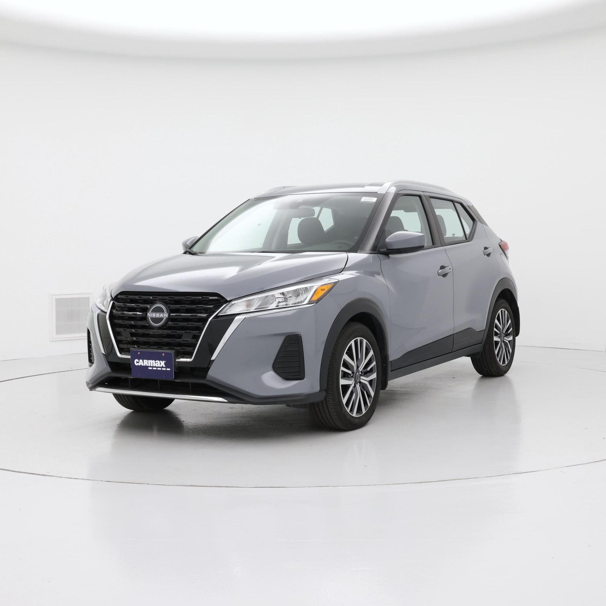 Thumbnail: 2023 Nissan Kicks - 4