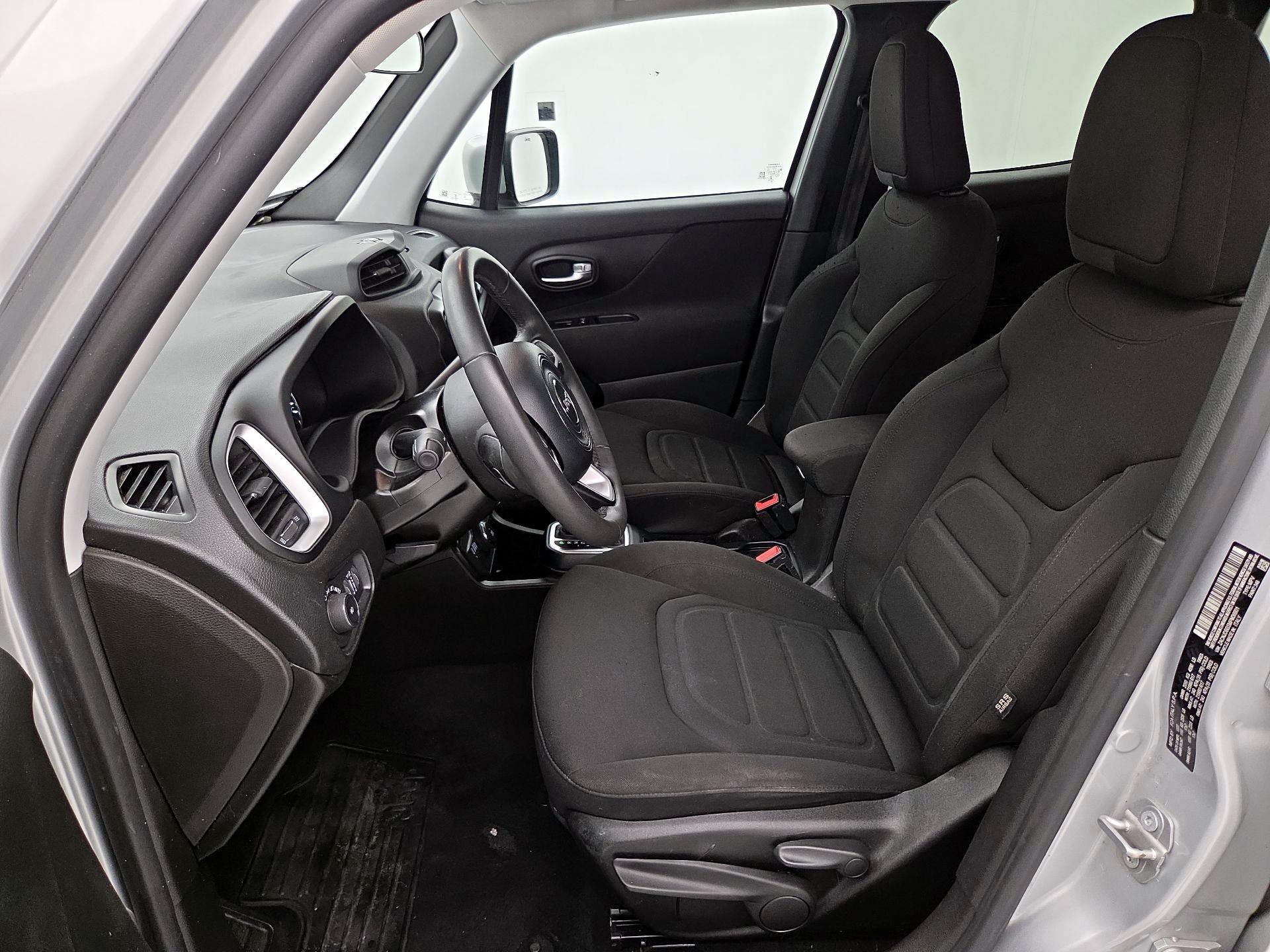 Thumbnail: 2021 Jeep Renegade - 11