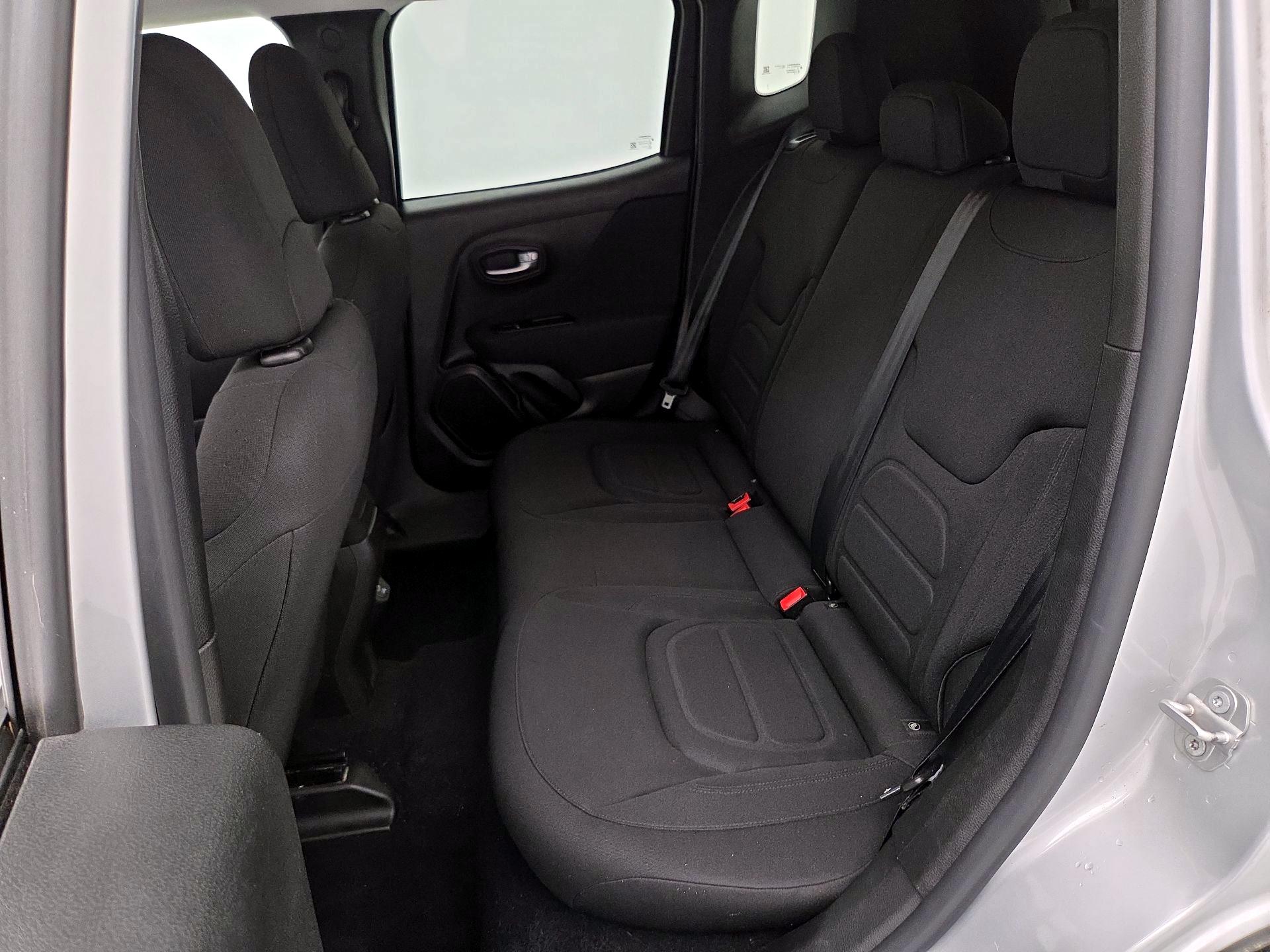 Thumbnail: 2021 Jeep Renegade - 19