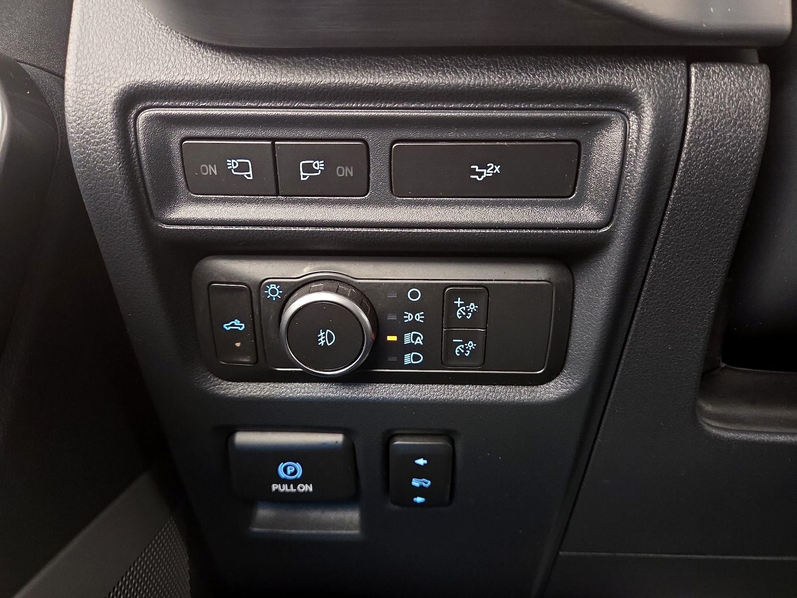 2022 Ford F-150 Lariat - Photo 14