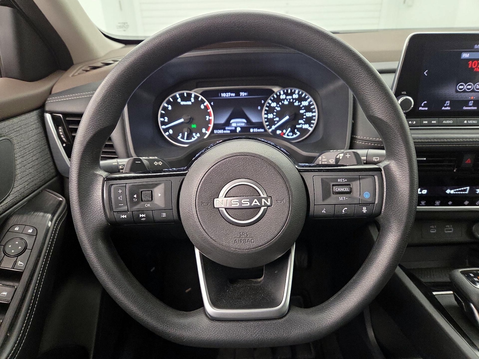 2022 Nissan Rogue SV - Photo 11