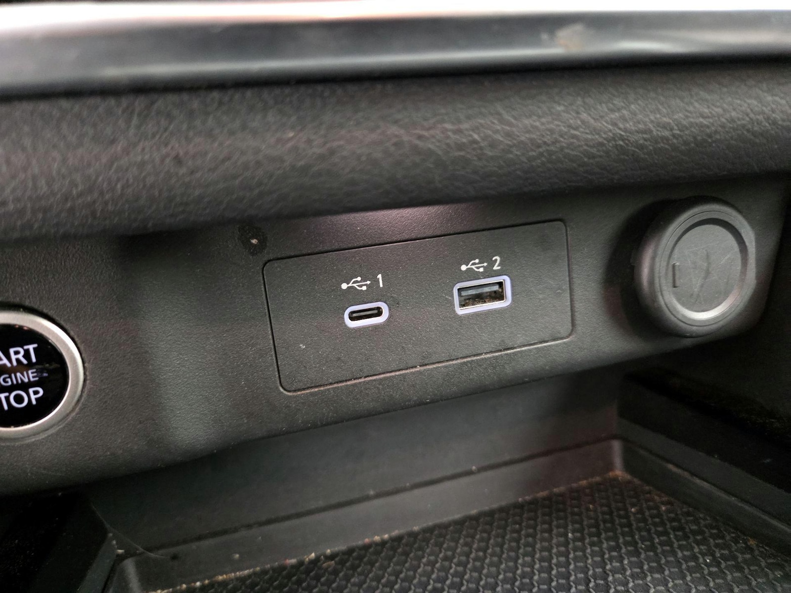 2022 Nissan Rogue SV - Photo 19