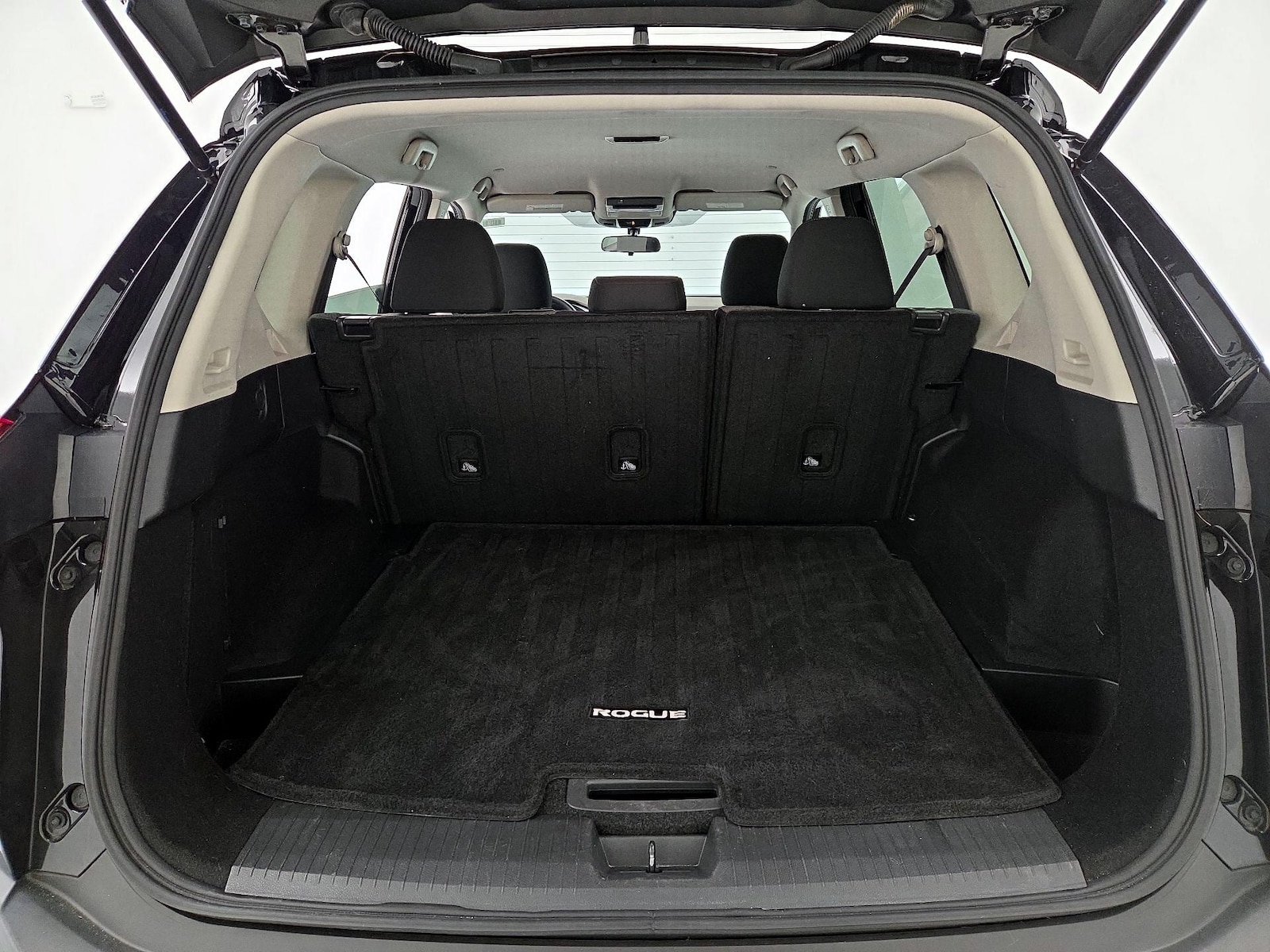 2022 Nissan Rogue SV - Photo 21