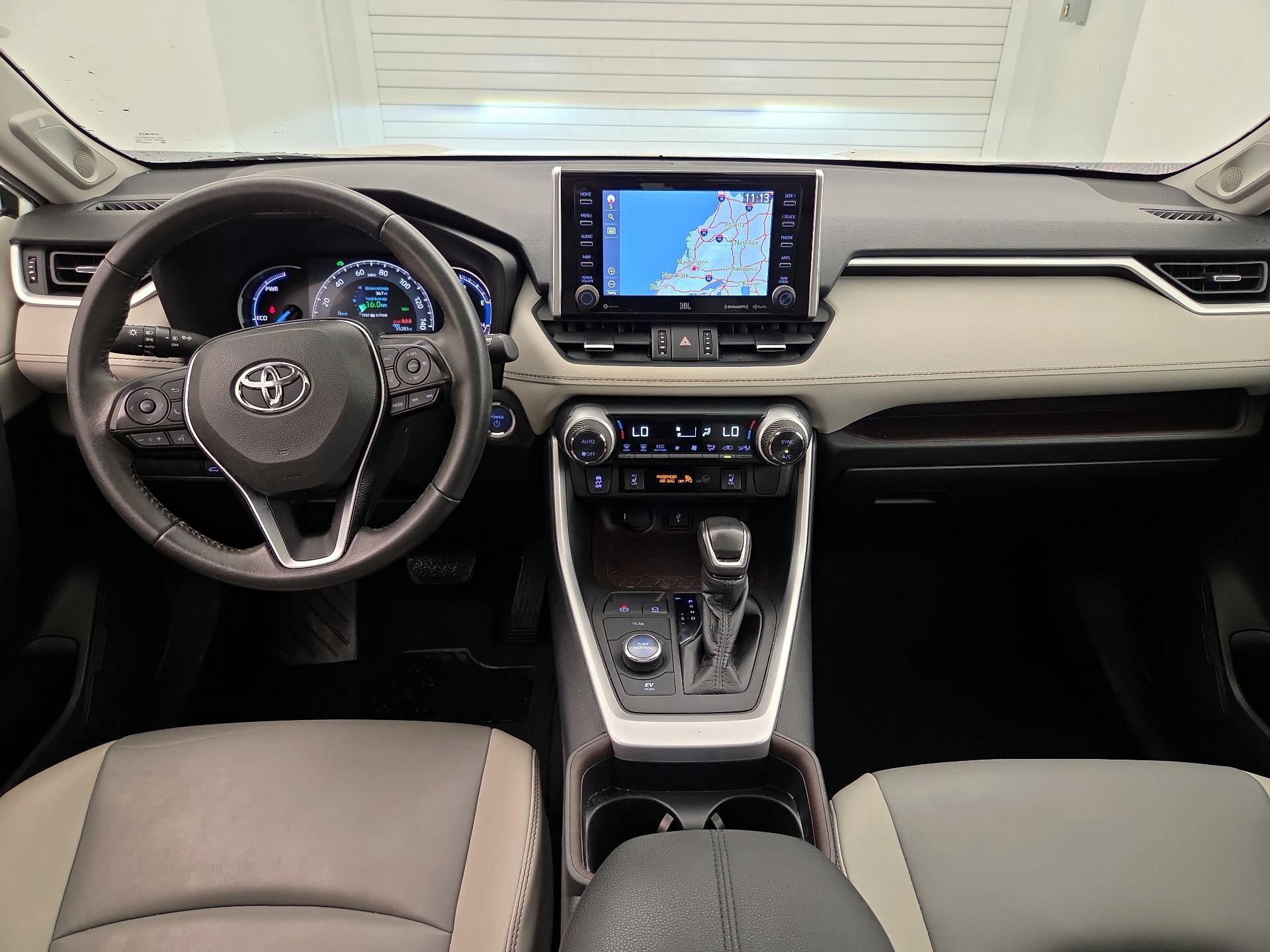 Thumbnail: 2021 Toyota RAV4 - 9