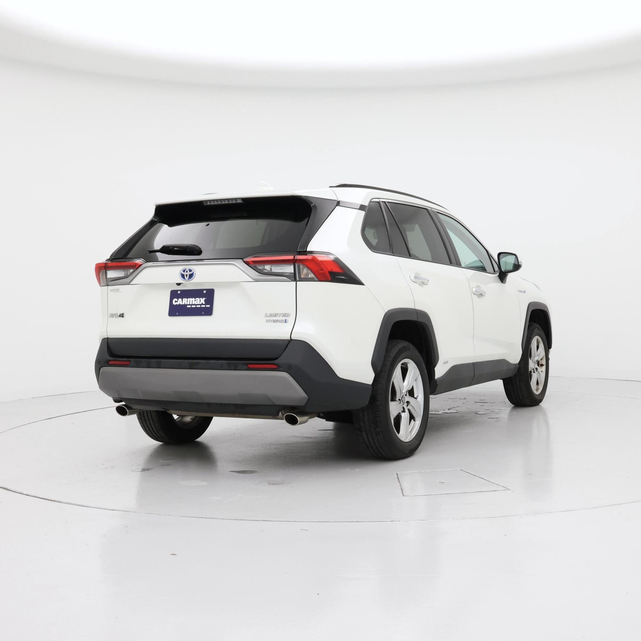 Thumbnail: 2021 Toyota RAV4 - 8