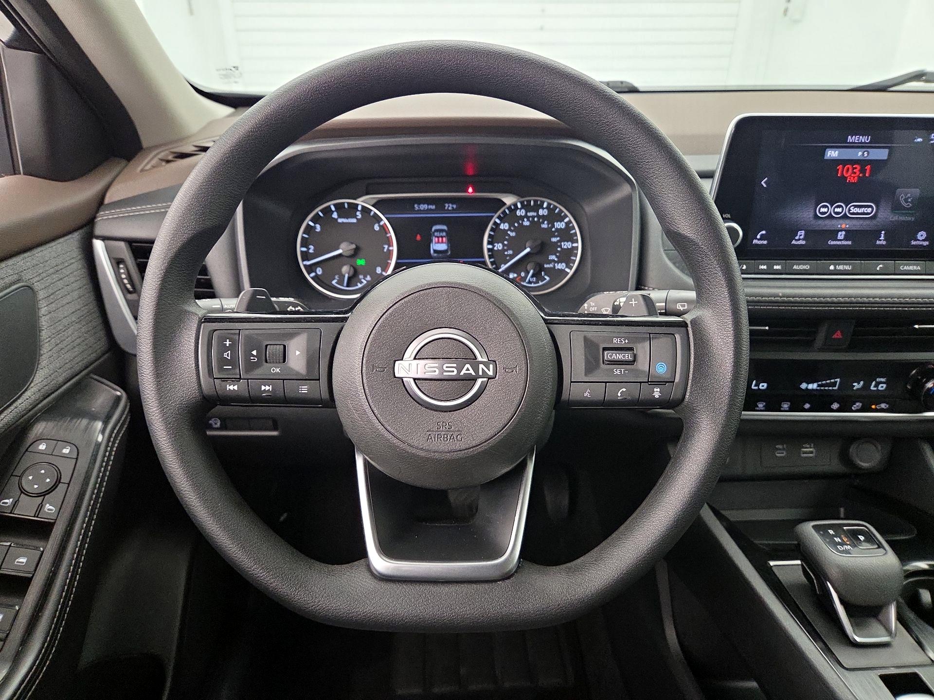 Thumbnail: 2023 Nissan Rogue - 10