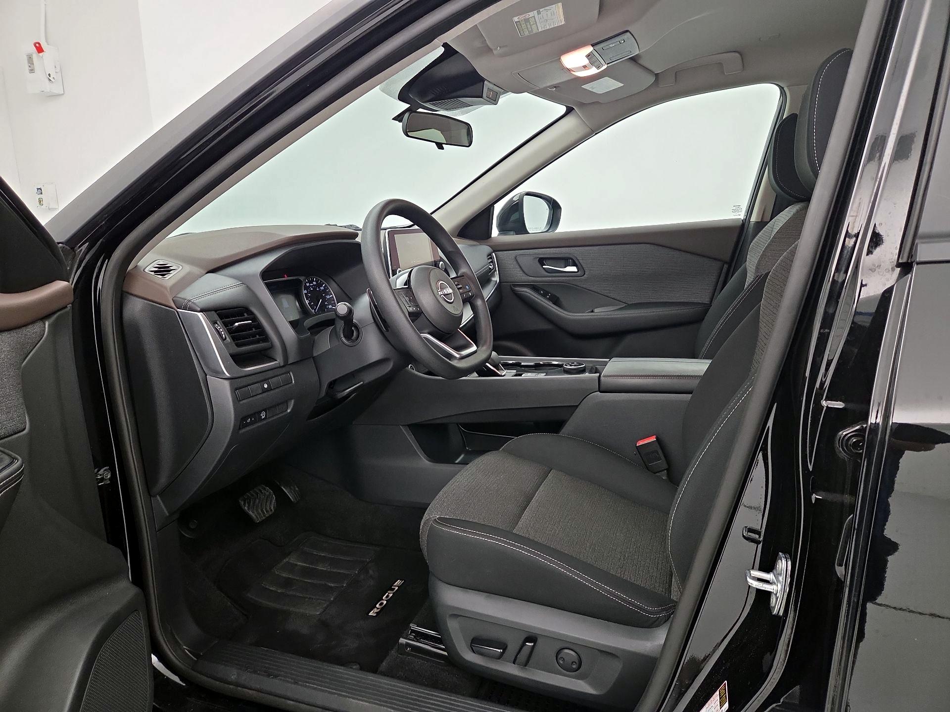Thumbnail: 2023 Nissan Rogue - 11
