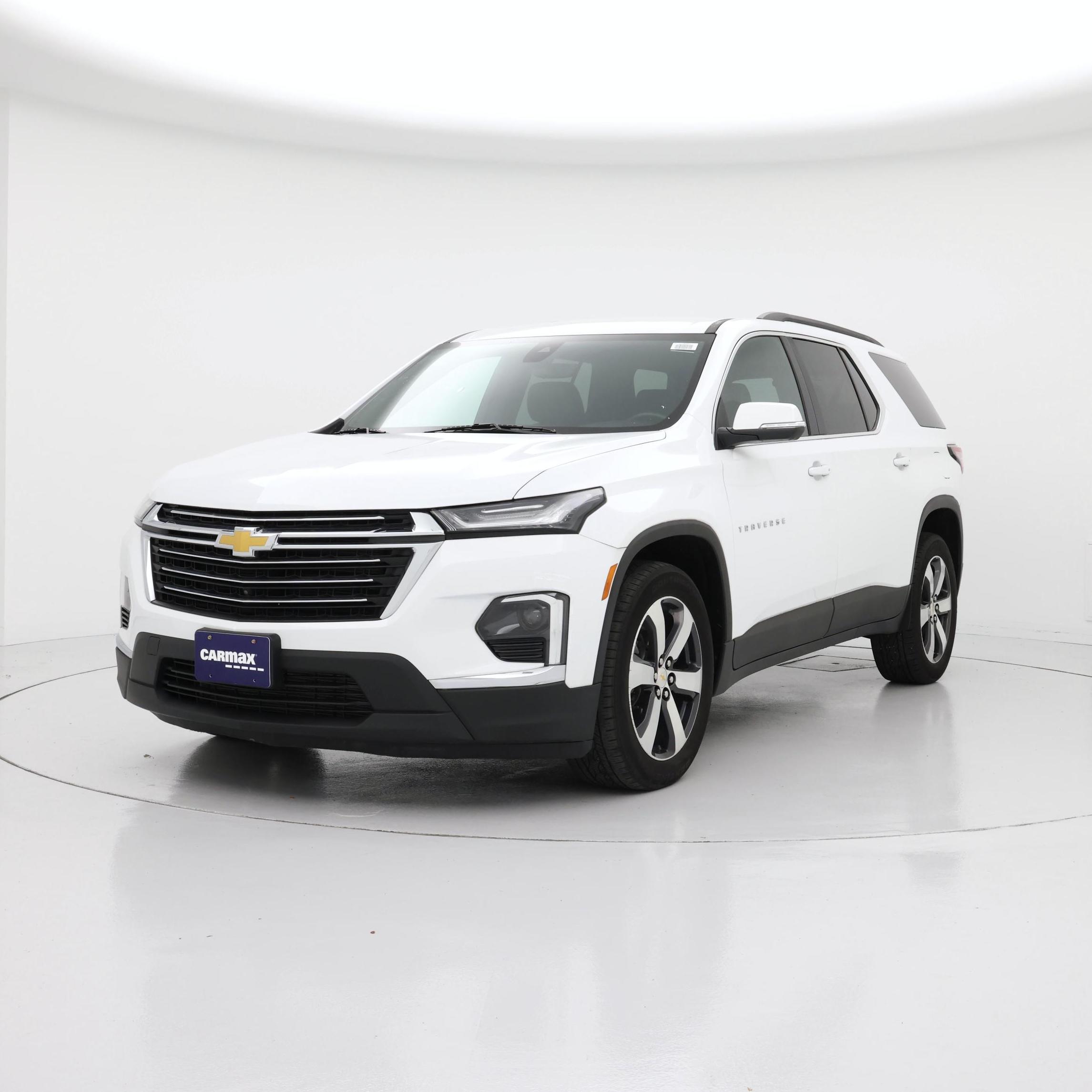 Thumbnail: 2023 Chevrolet Traverse - 4