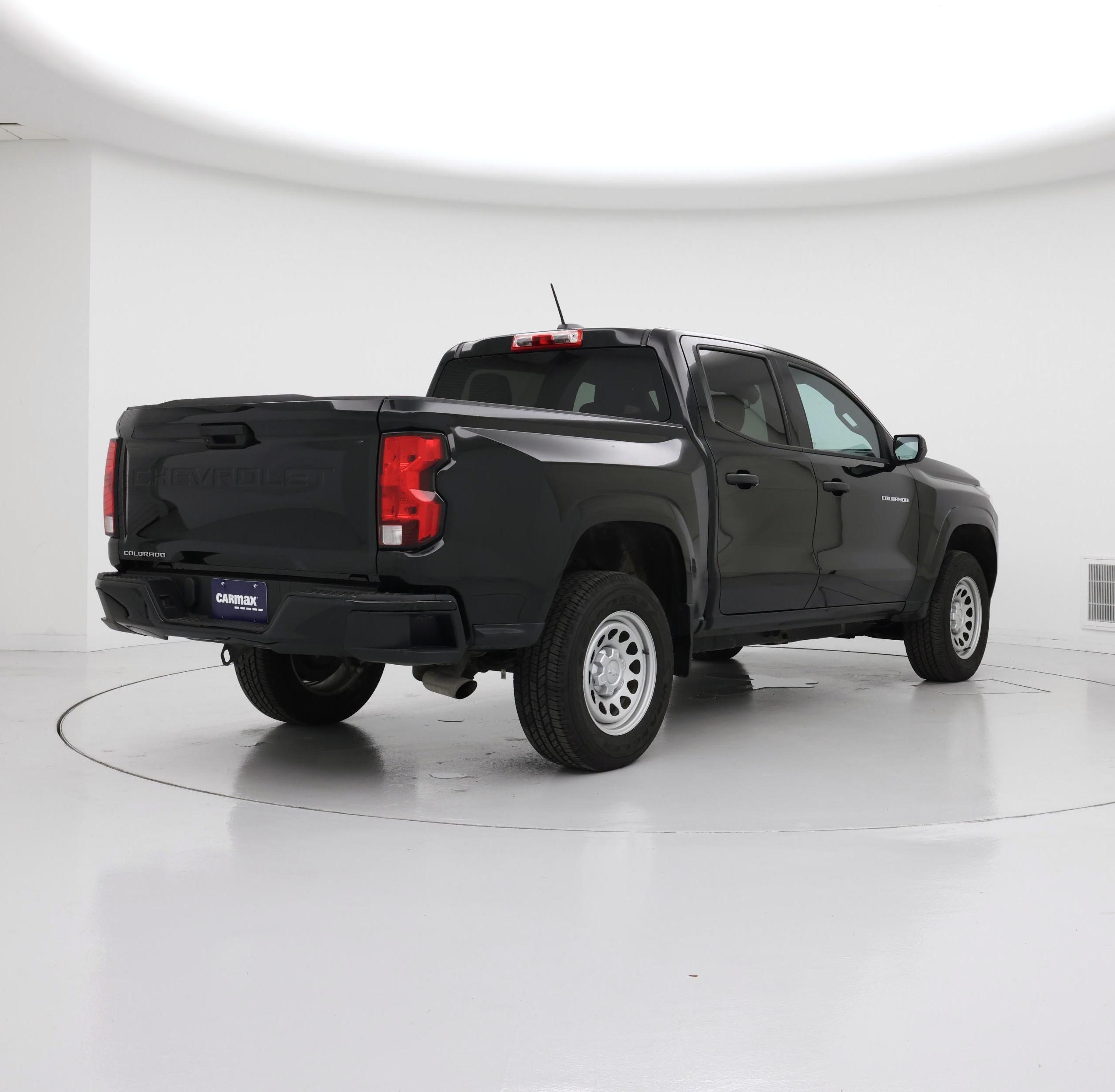 Thumbnail: 2023 Chevrolet Colorado - 8