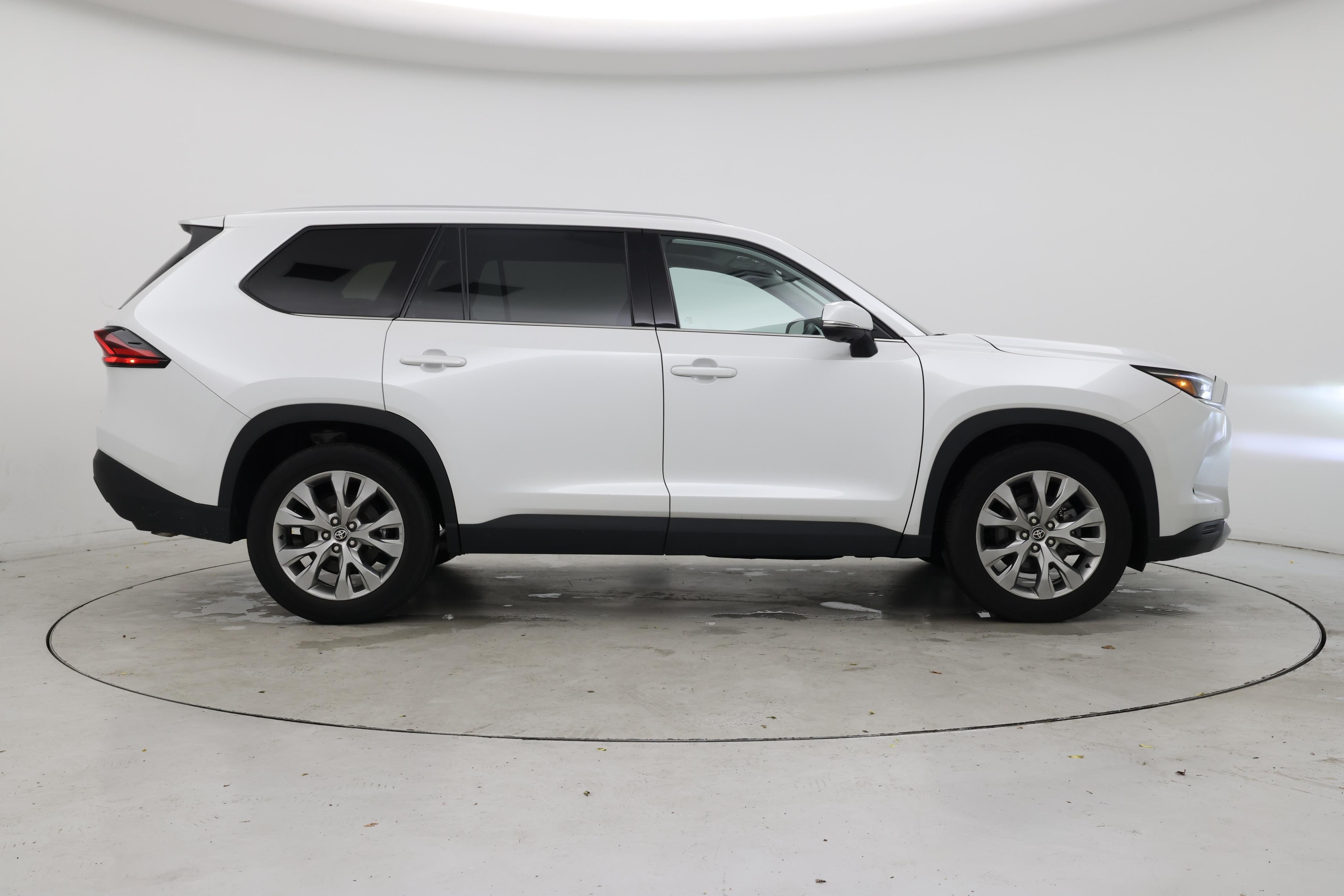 Thumbnail: 2025 Toyota Grand Highlander - 7