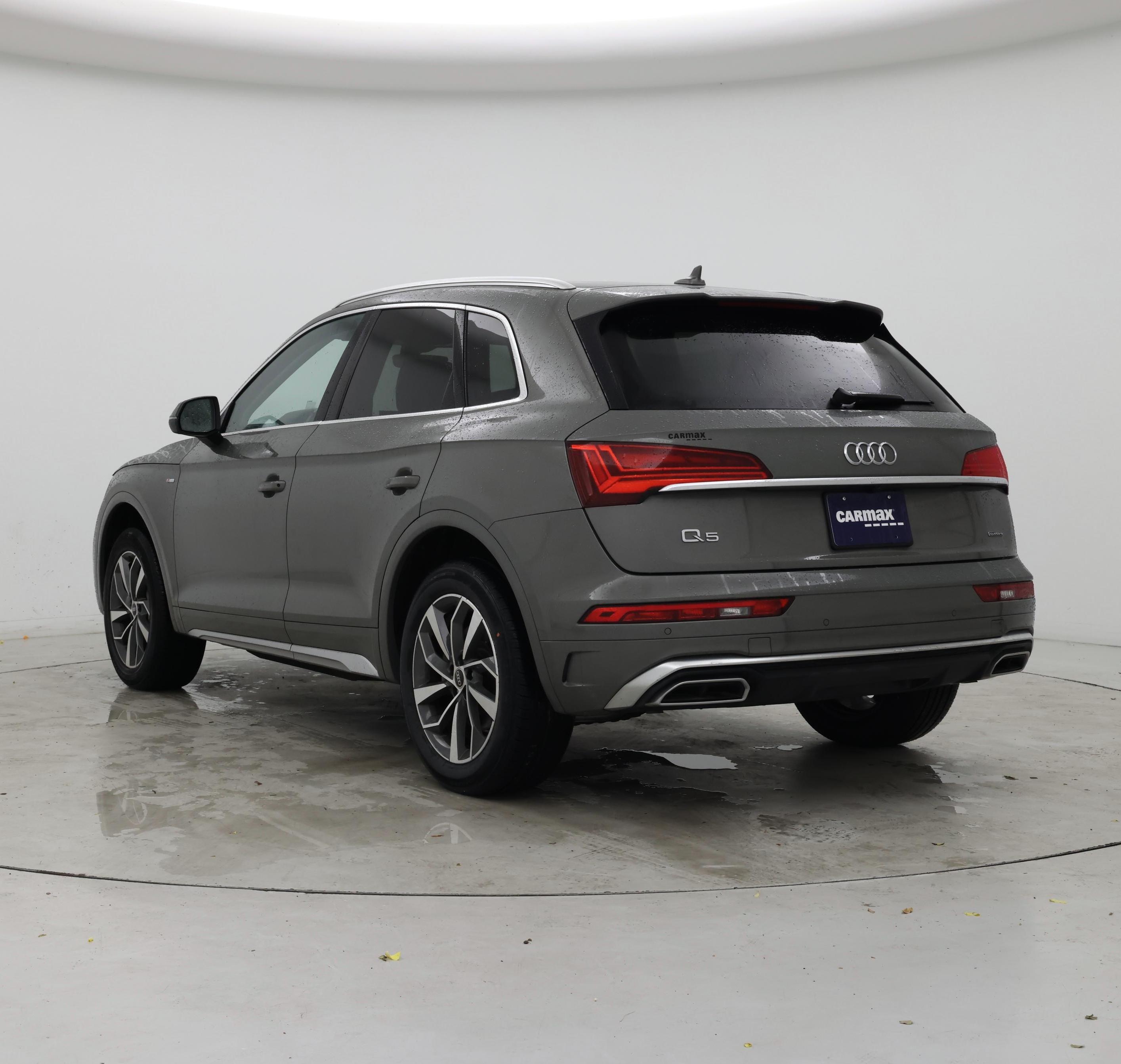 Thumbnail: 2023 Audi Q5 - 2