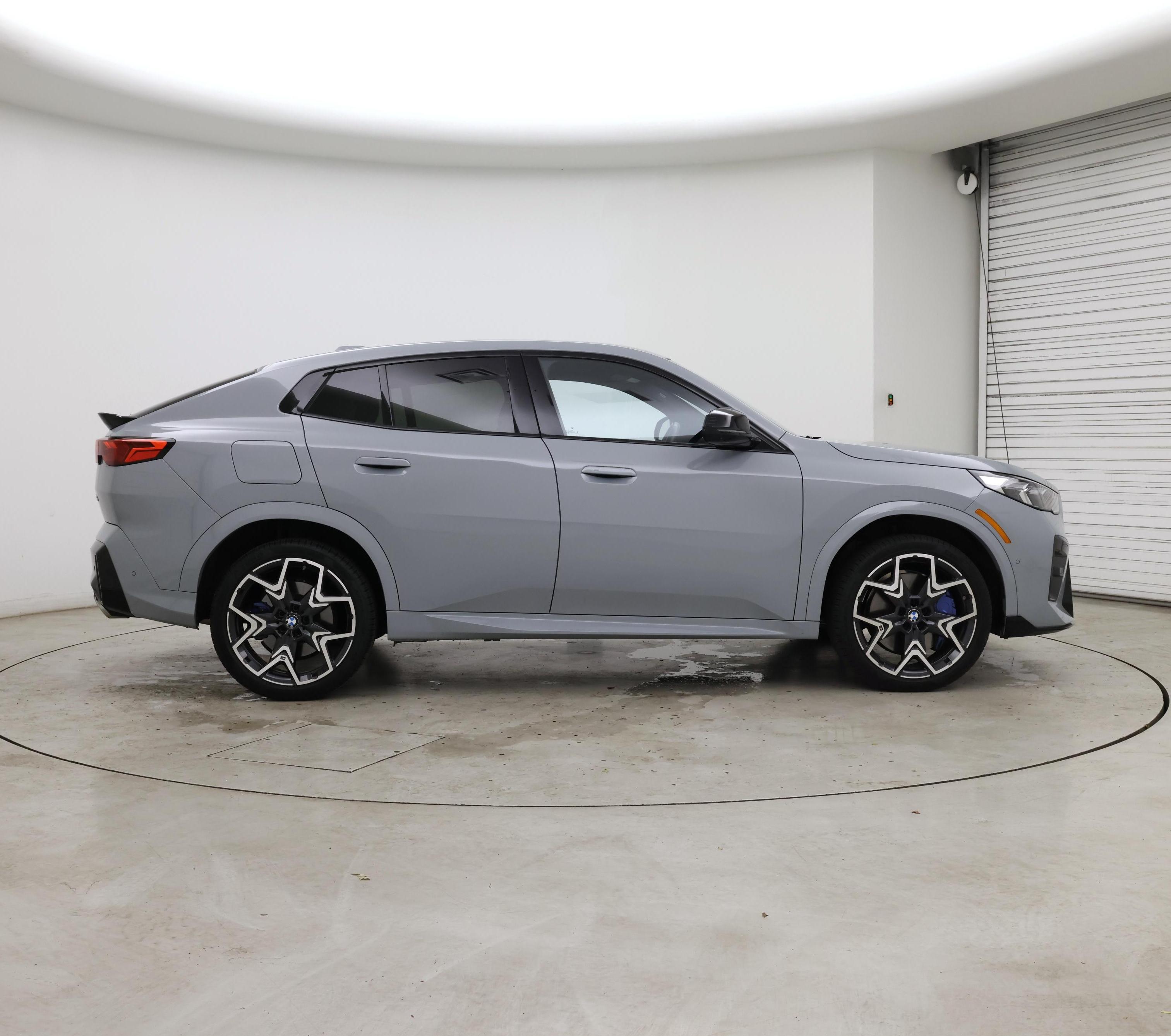 Thumbnail: 2025 BMW X2 - 7