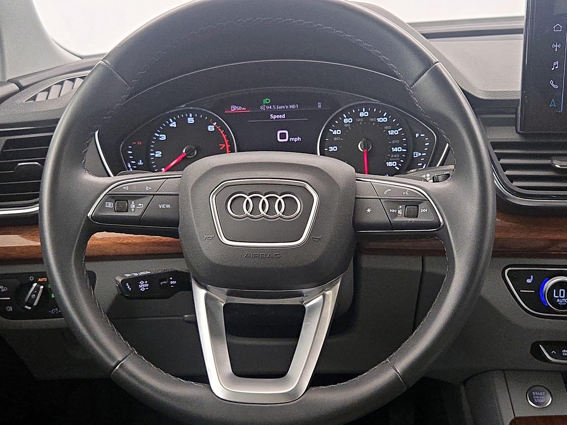 Thumbnail: 2023 Audi Q5 - 10