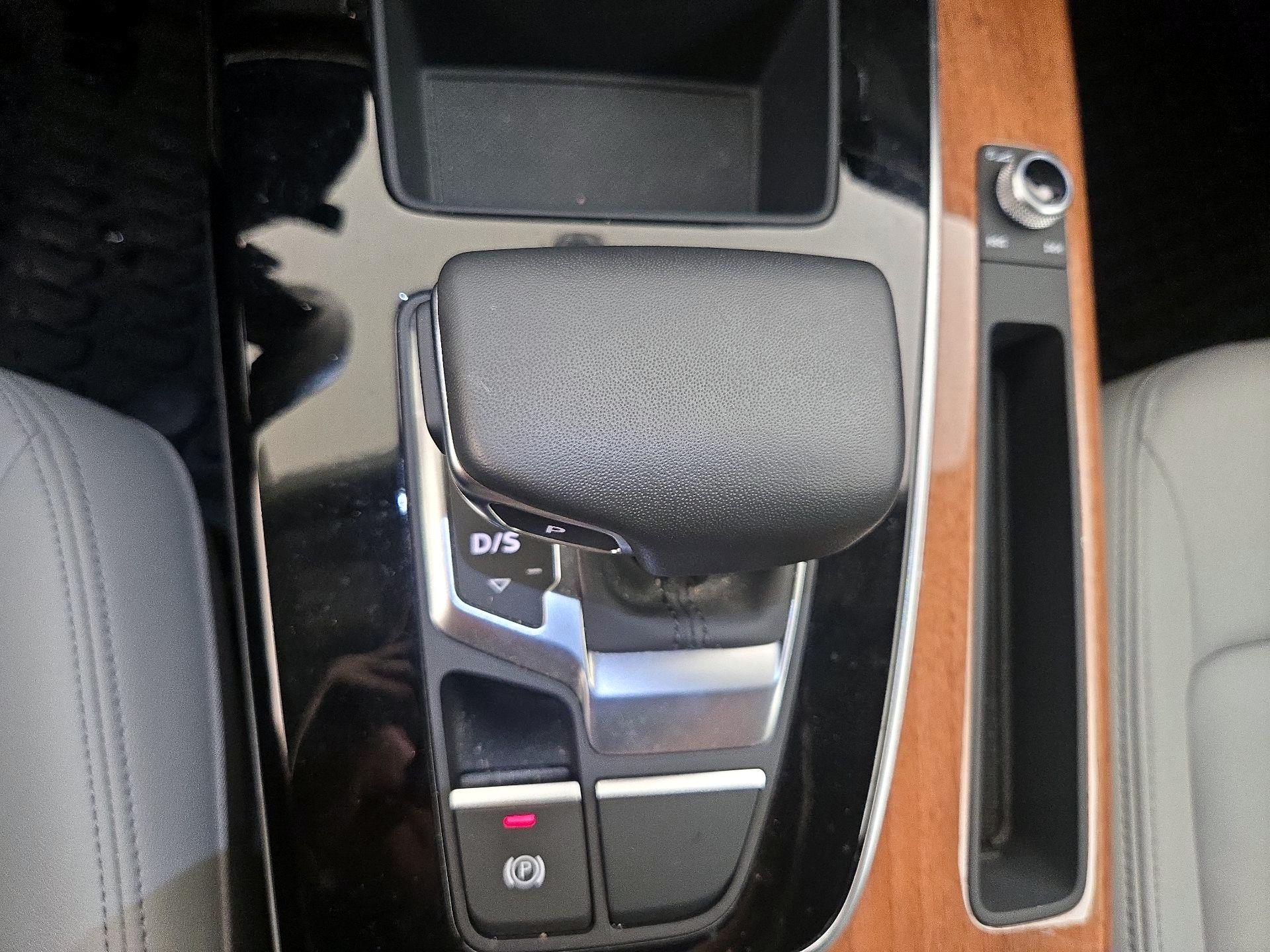 Thumbnail: 2023 Audi Q5 - 18