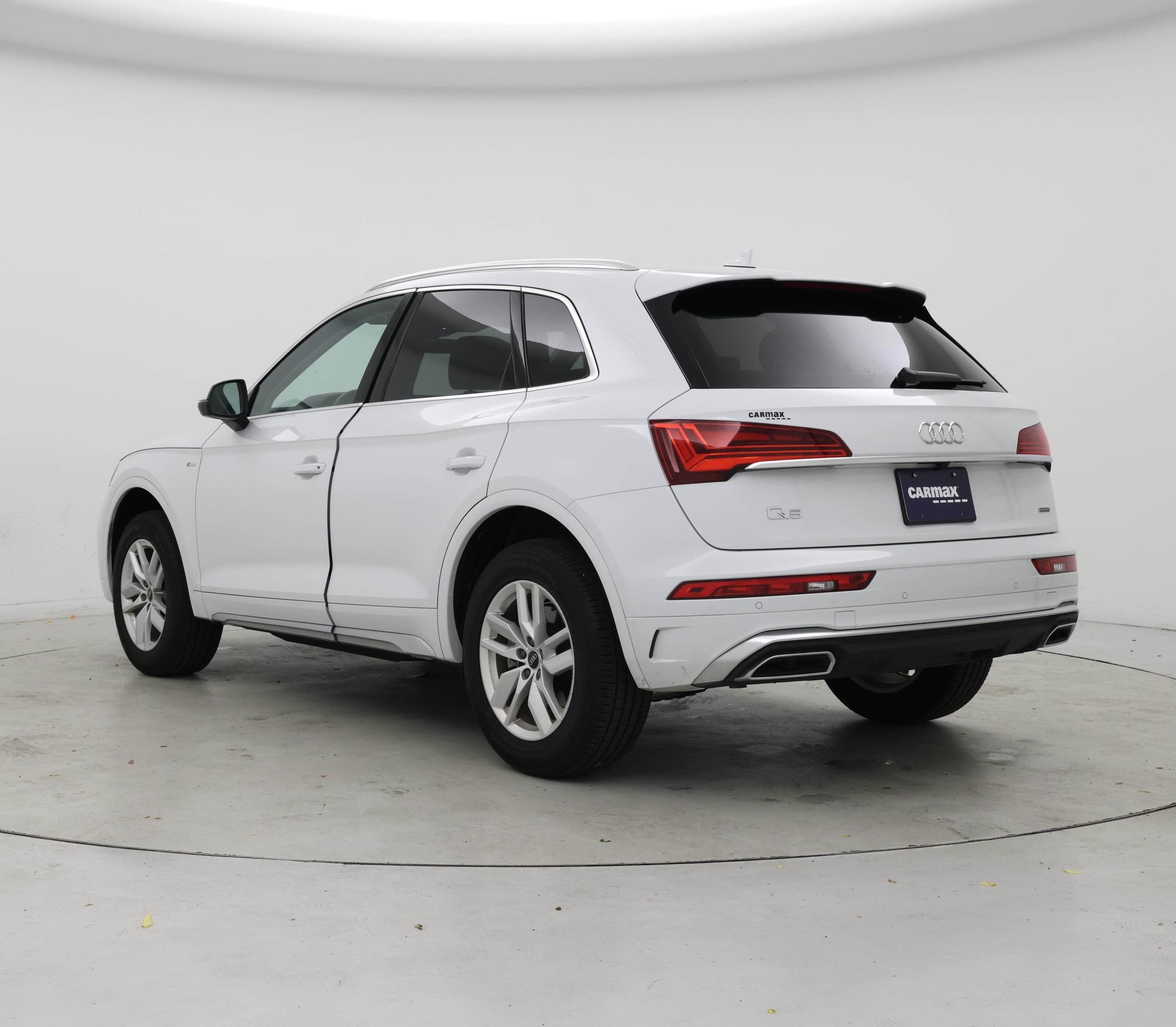 Thumbnail: 2023 Audi Q5 - 2