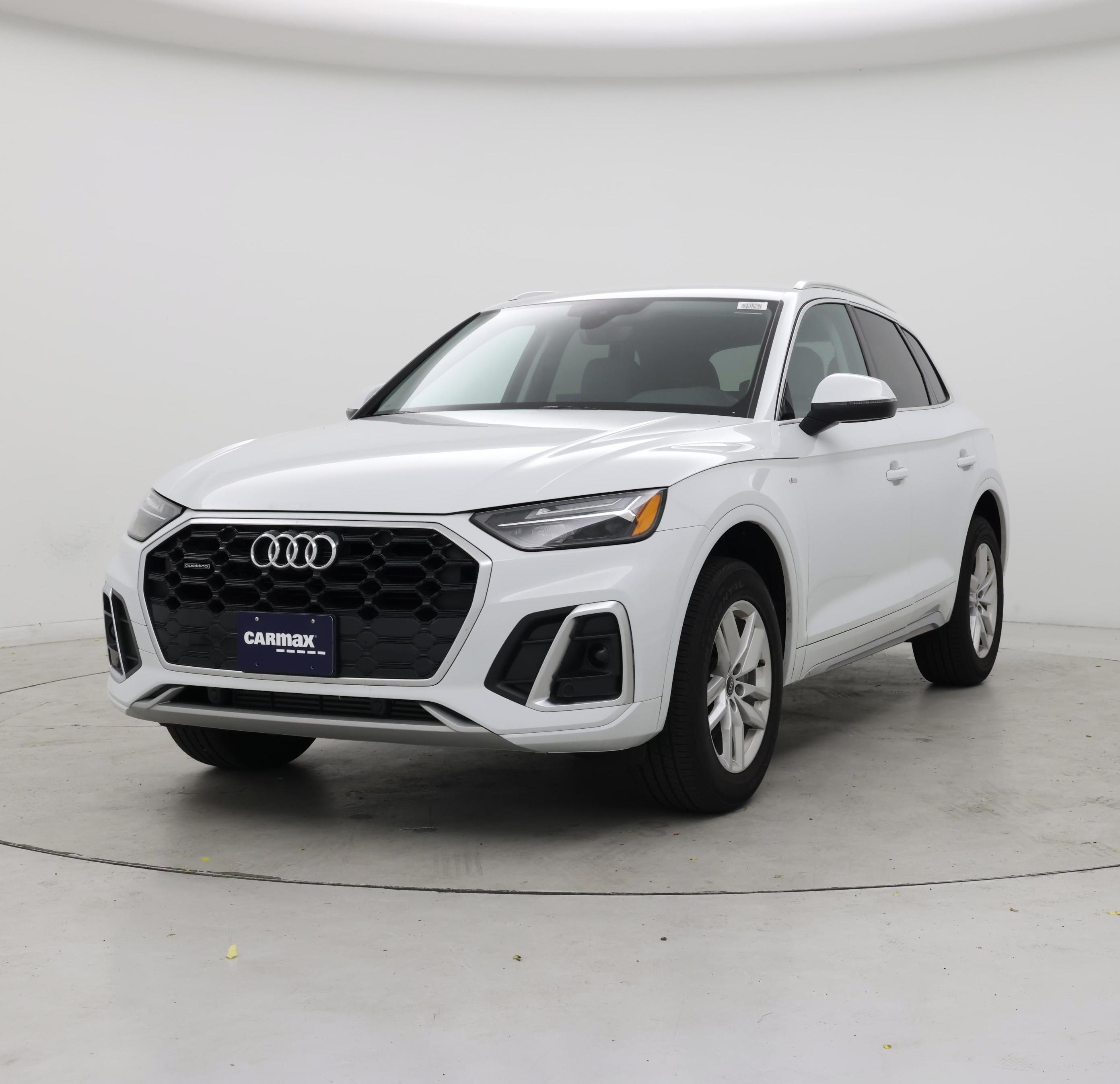 Thumbnail: 2023 Audi Q5 - 4