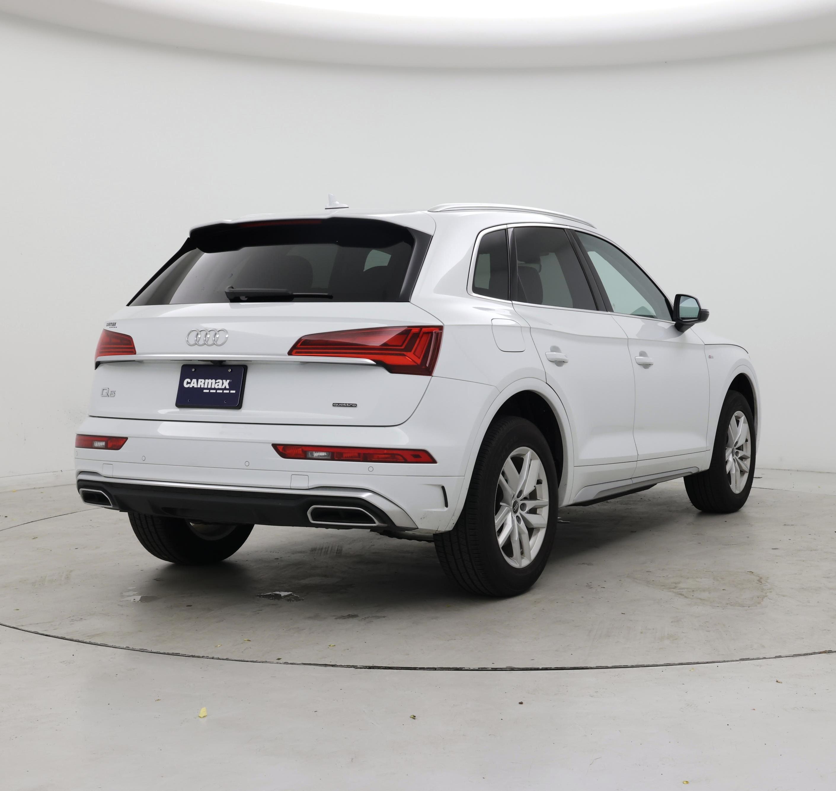 Thumbnail: 2023 Audi Q5 - 8