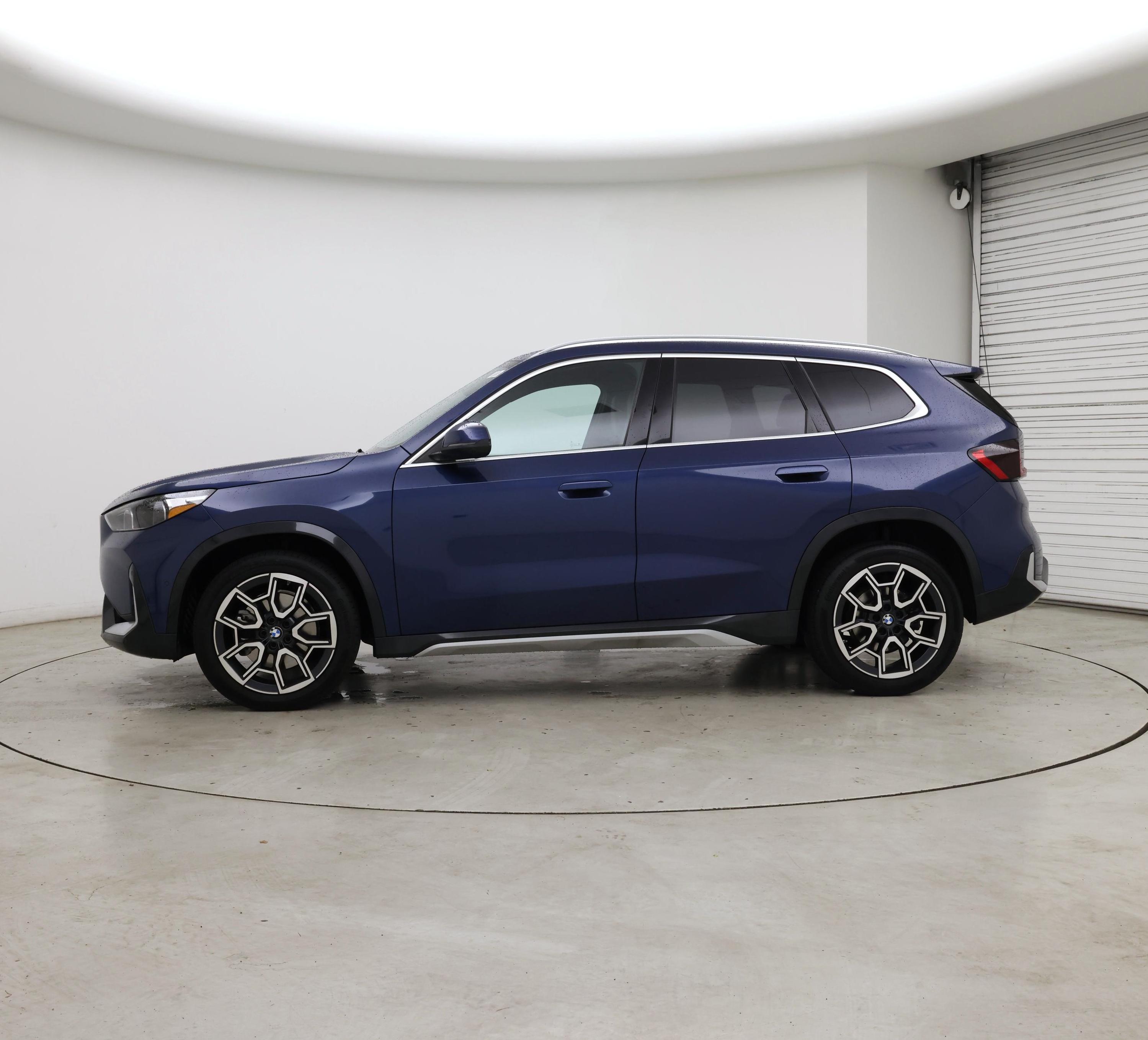 Thumbnail: 2025 BMW X1 - 3