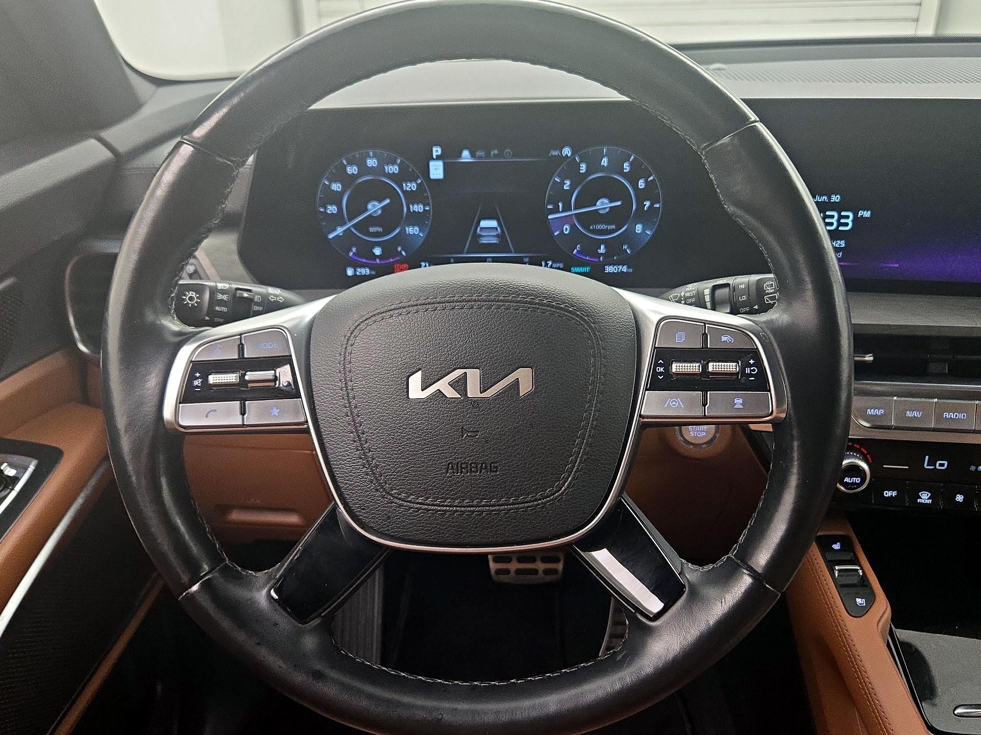 Thumbnail: 2023 Kia Telluride - 10