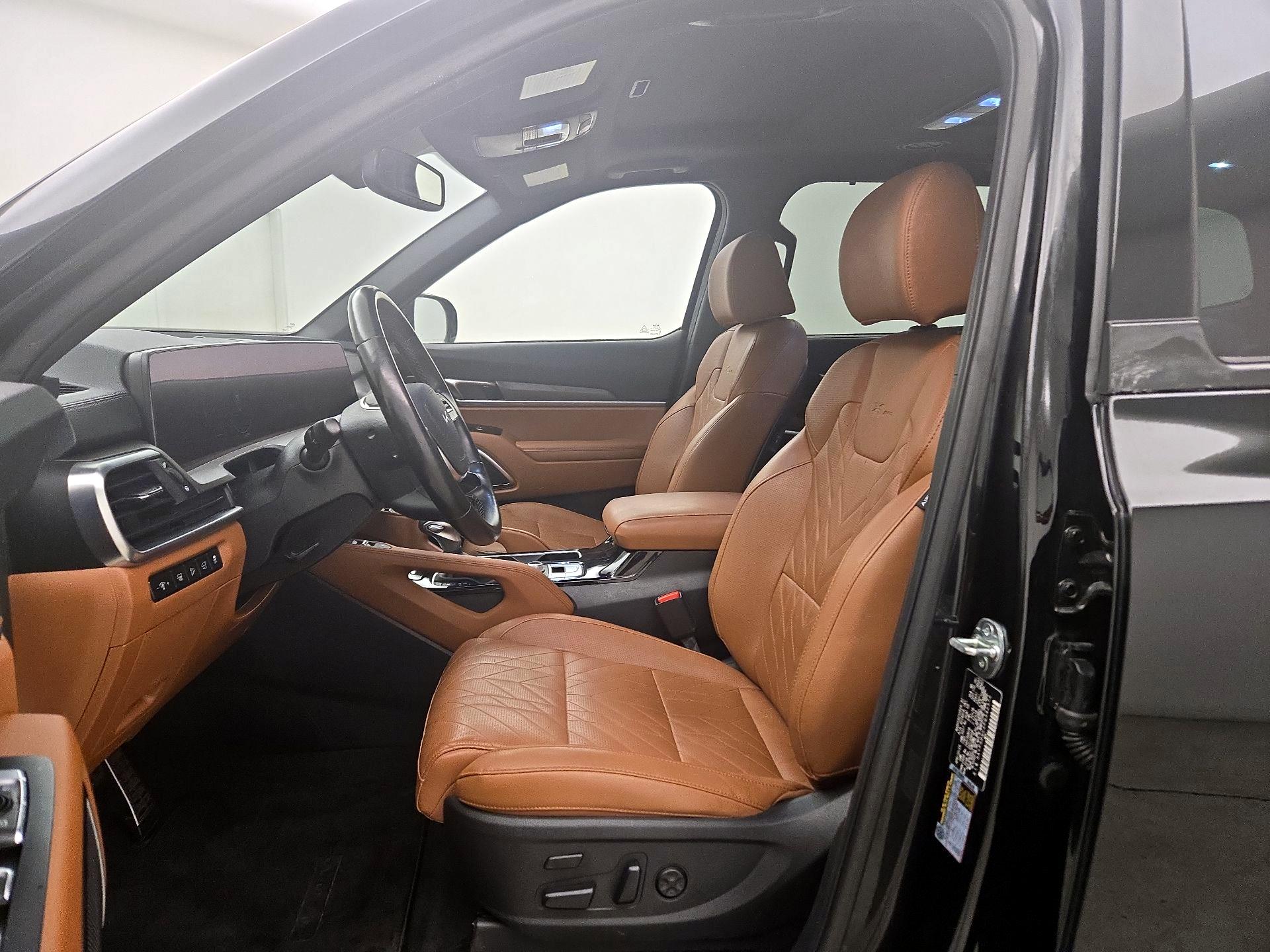Thumbnail: 2023 Kia Telluride - 11