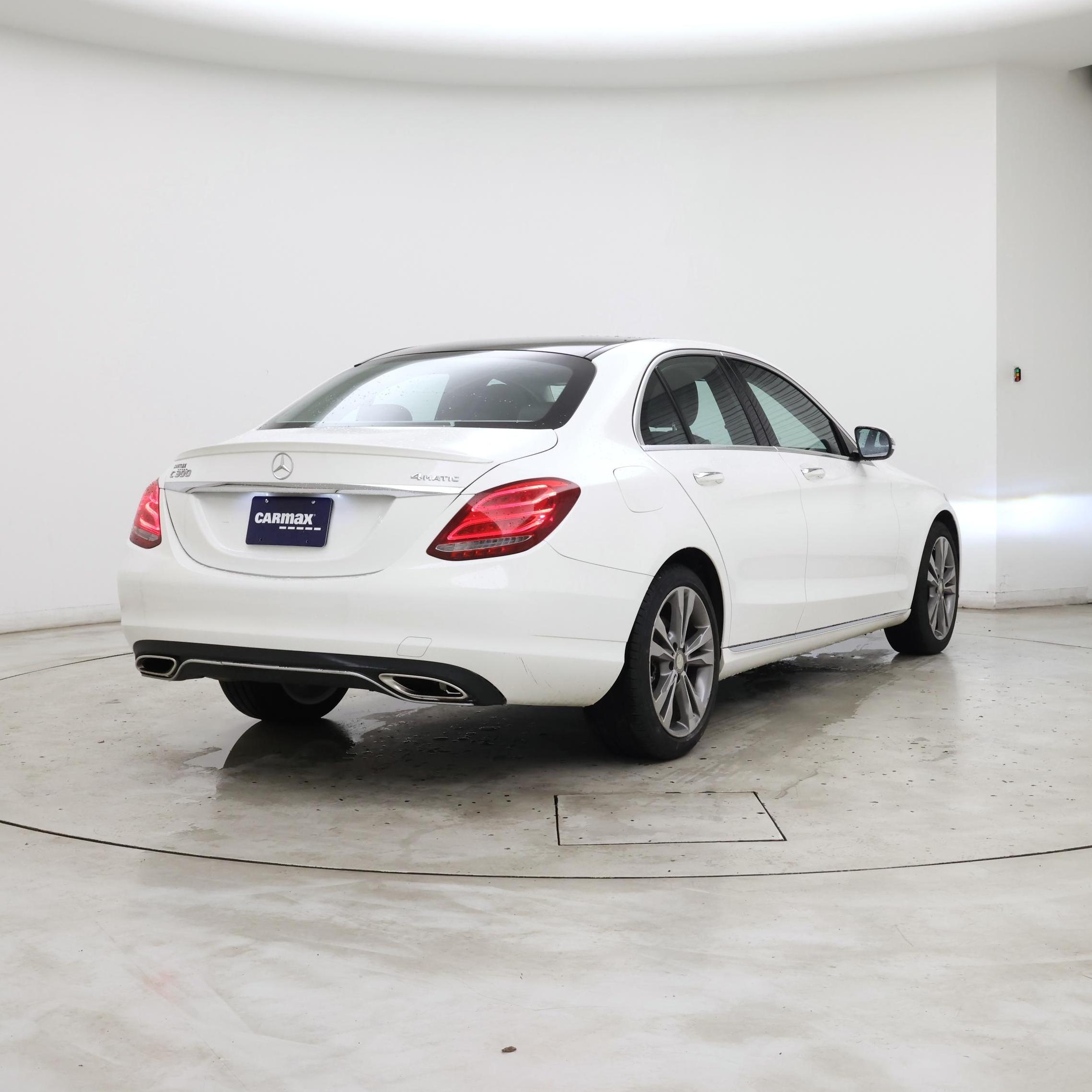 Thumbnail: 2016 Mercedes-Benz C-Class - 8