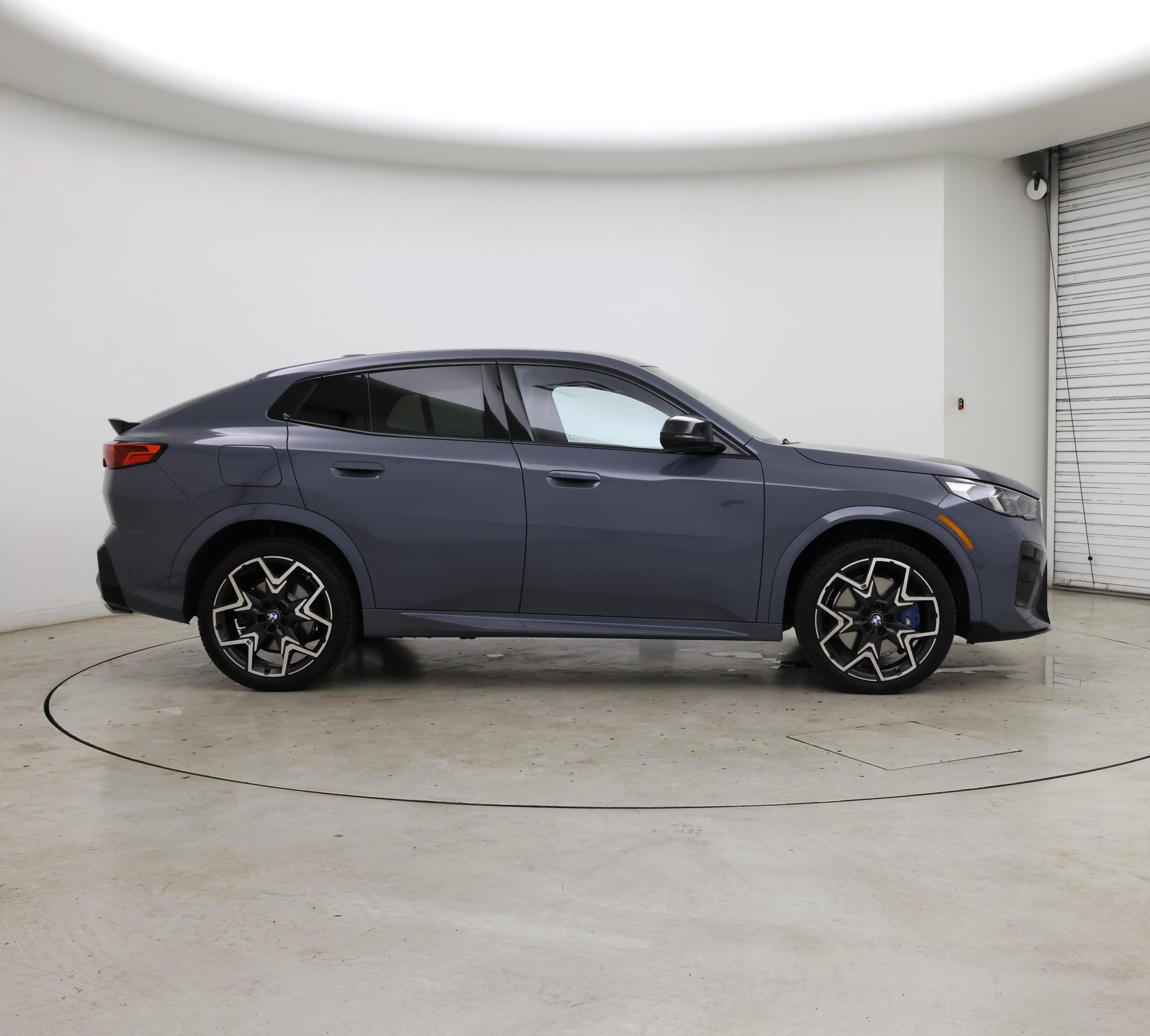 Thumbnail: 2025 BMW X2 - 7